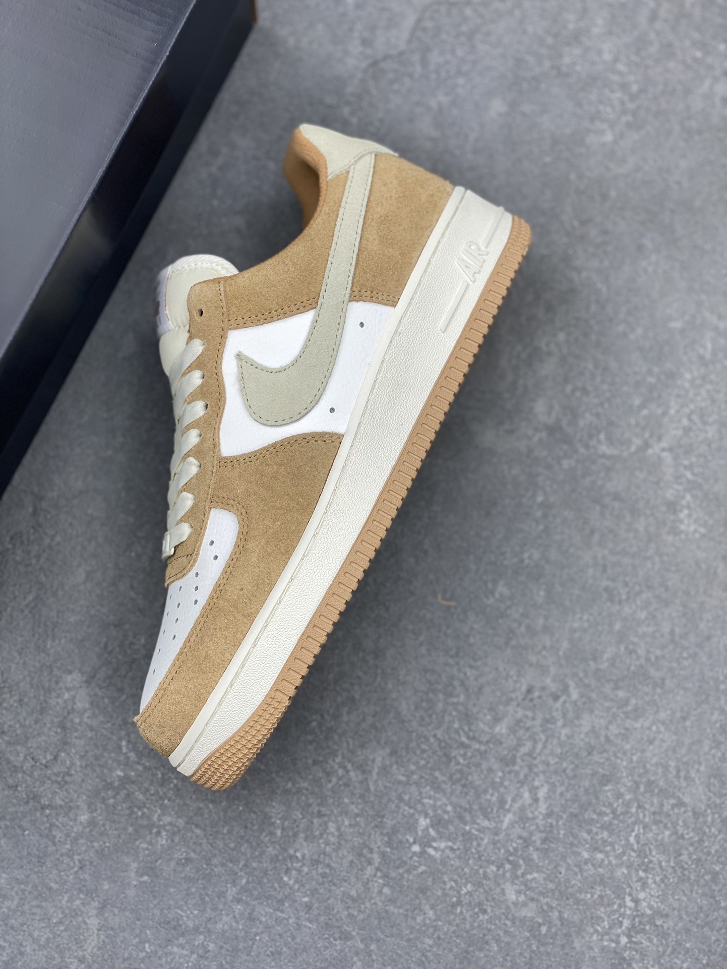 Nike Air Force 1 Low '07 White Brown Wheat Casual Sneakers BQ8988-104 8 i1730316816 9344 4