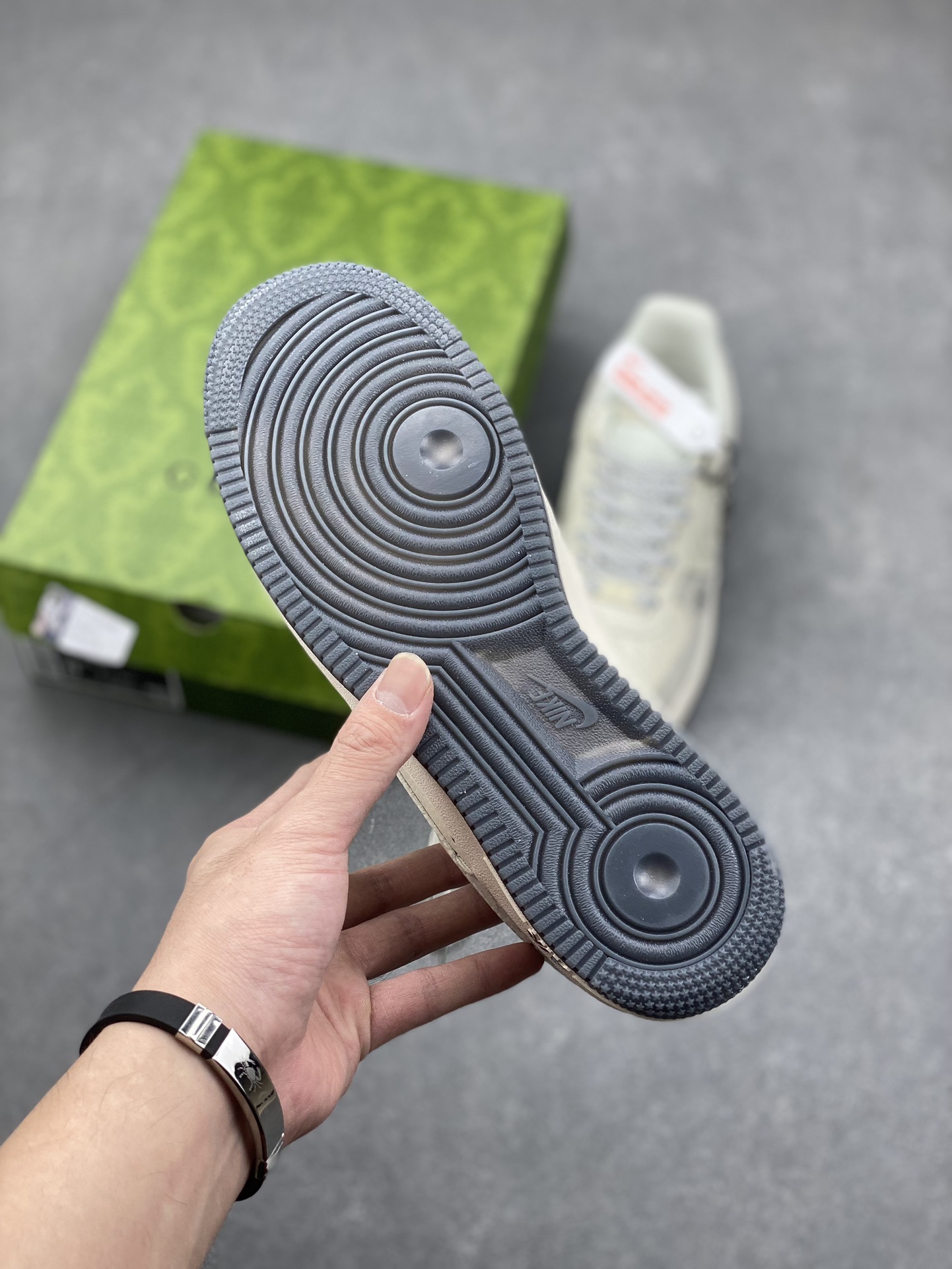 Nike Air Force 1 '07 Low Gucci Collab Smoke Grey Sneakers - Limited Edition 7 i1730316876 2590 8