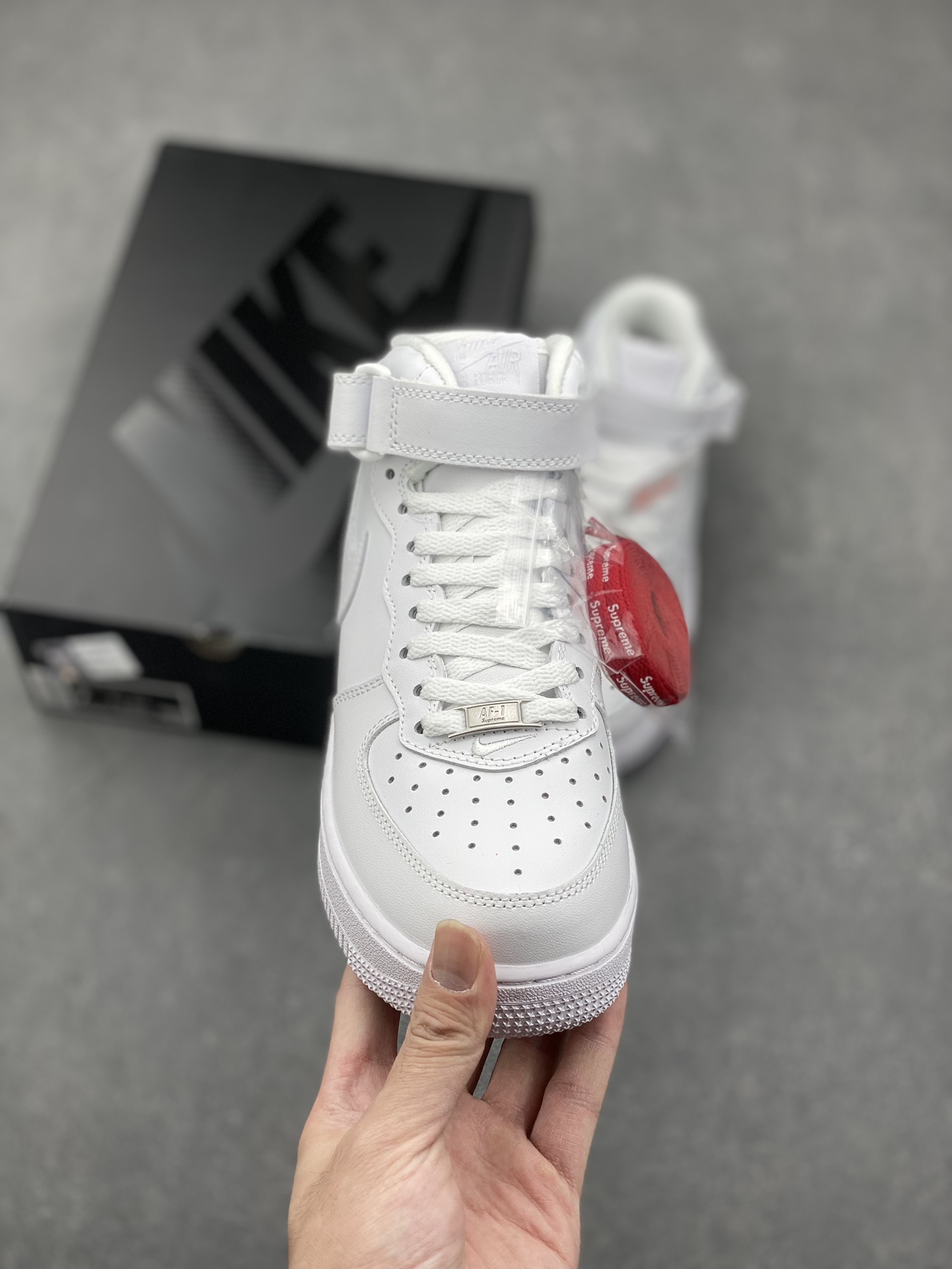 Nike x Supreme Air Force 1 Mid White Sneaker - Versatile & Stylish Shoe 3 i1730317012 7381 2