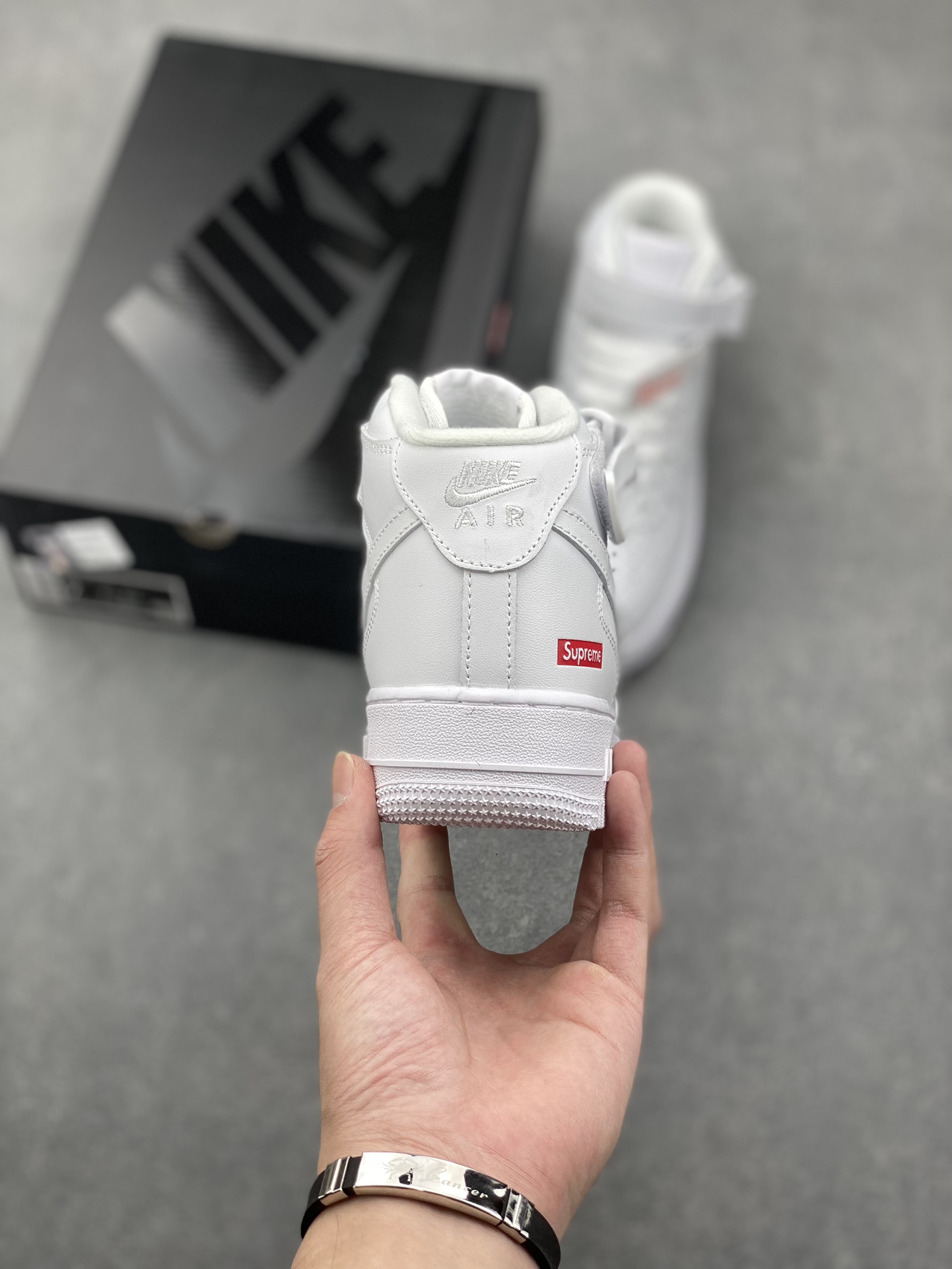 Nike x Supreme Air Force 1 Mid White Sneaker - Versatile & Stylish Shoe 5 i1730317013 4937 5