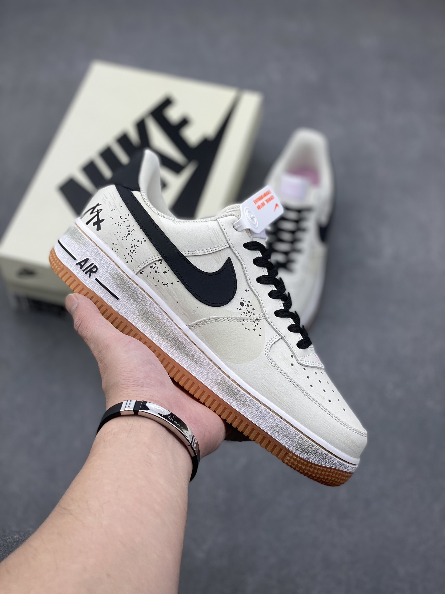 Nike Air Force 1 Low Retro Sneakers DM0576-101 Limited Edition 2 i1730317209 4843 8