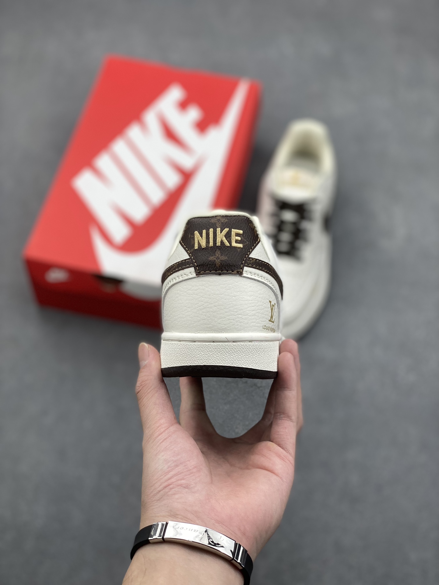 Nike Court Borough Low Louis Vuitton Edition Sneakers - Unisex Style 5 i1730477404 5274 6
