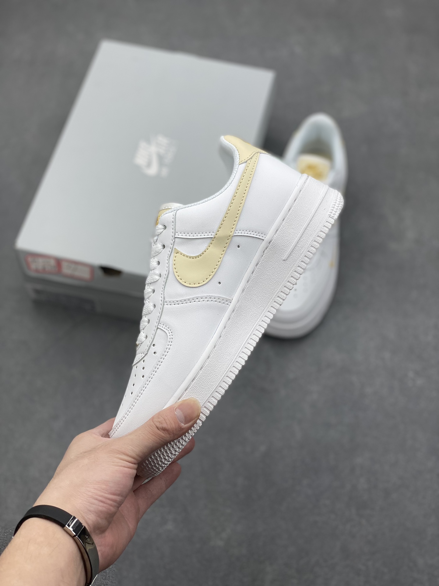 Nike Air Force 1 Low White/Gold: Original Quality, Comfortable Fit 4 i1730566505 3410 5