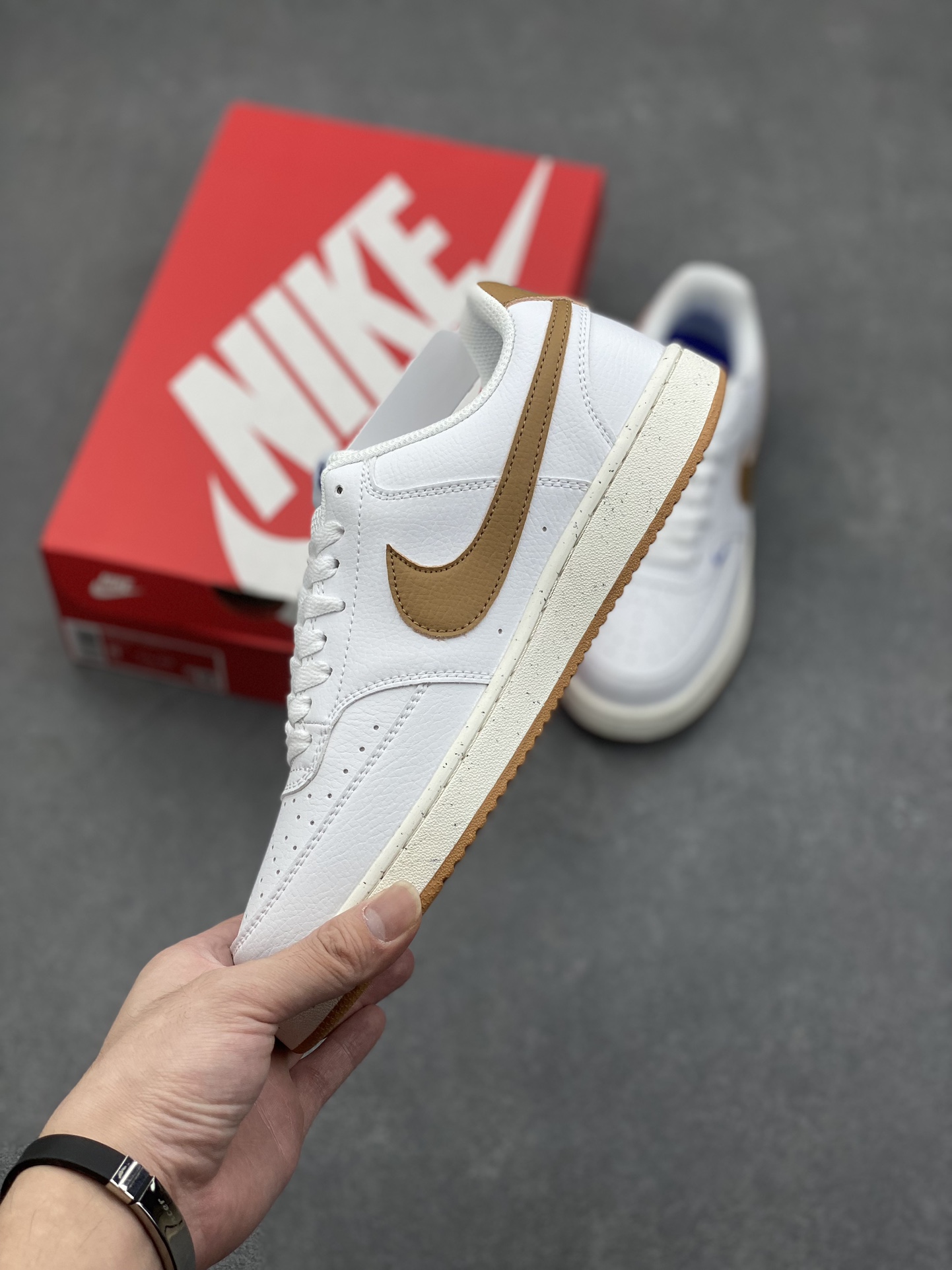 Nike Court Borough Low White/Brown Leather Sneakers FV9952-102 4 i1730566604 9081 0