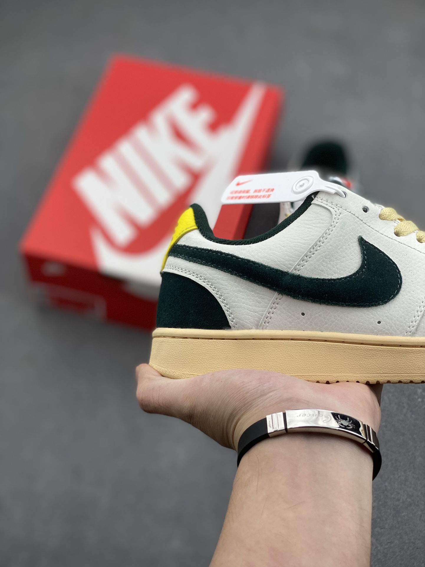 Nike Court Borough Low: Classic, Durable, and Breathable Sneakers for Everyday Wear 6 i1730566871 7046 2
