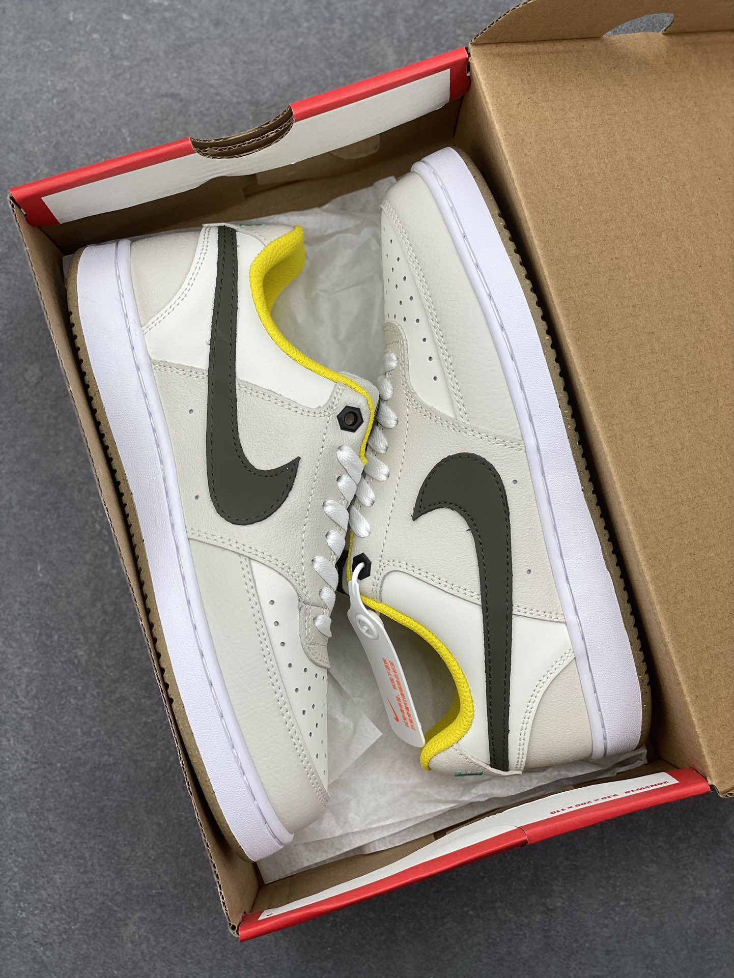 Nike Court Borough Low Sneakers: Classic Style, Comfort, and Lasting Durability 10 i1730567143 1116 0