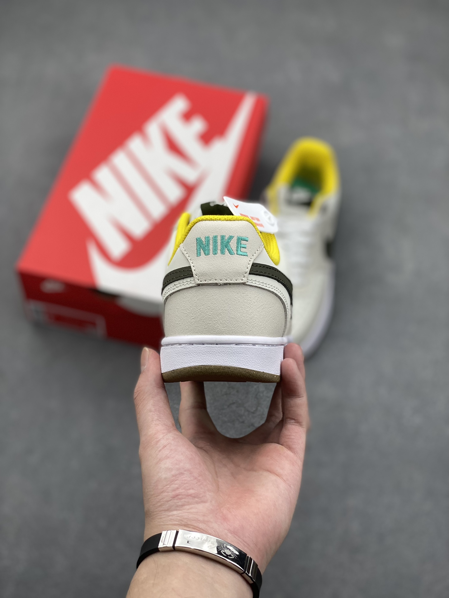 Nike Court Borough Low Sneakers: Classic Style, Comfort, and Lasting Durability 5 i1730567143 3191 4