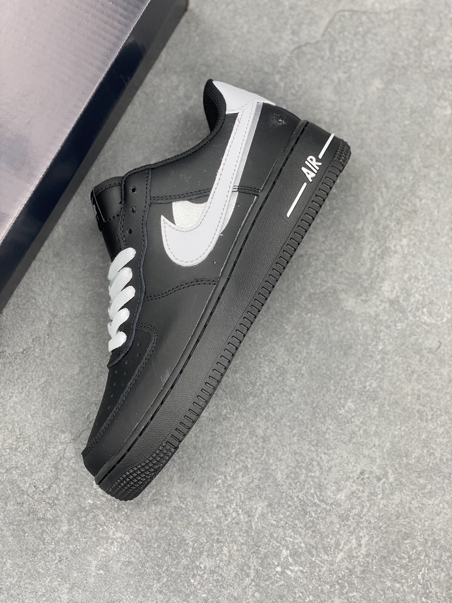 Nike Air Force 1 '07 Low Black/White Casual Sneakers DD8959-101 8 i1730653203 2733 7