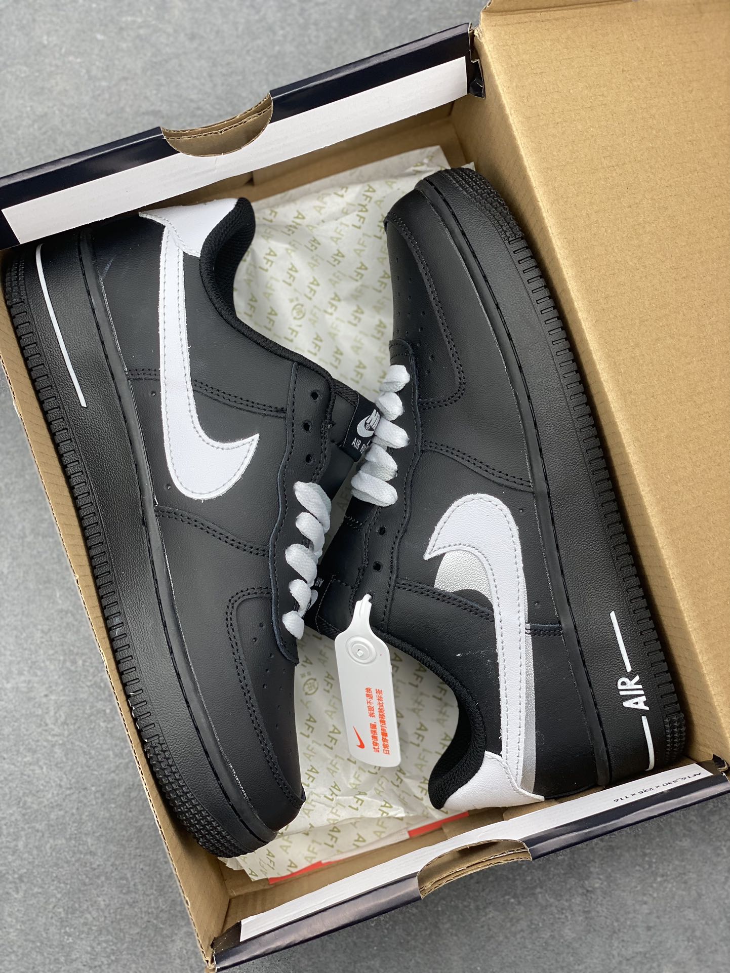 Nike Air Force 1 '07 Low Black/White Casual Sneakers DD8959-101 10 i1730653203 4747 5