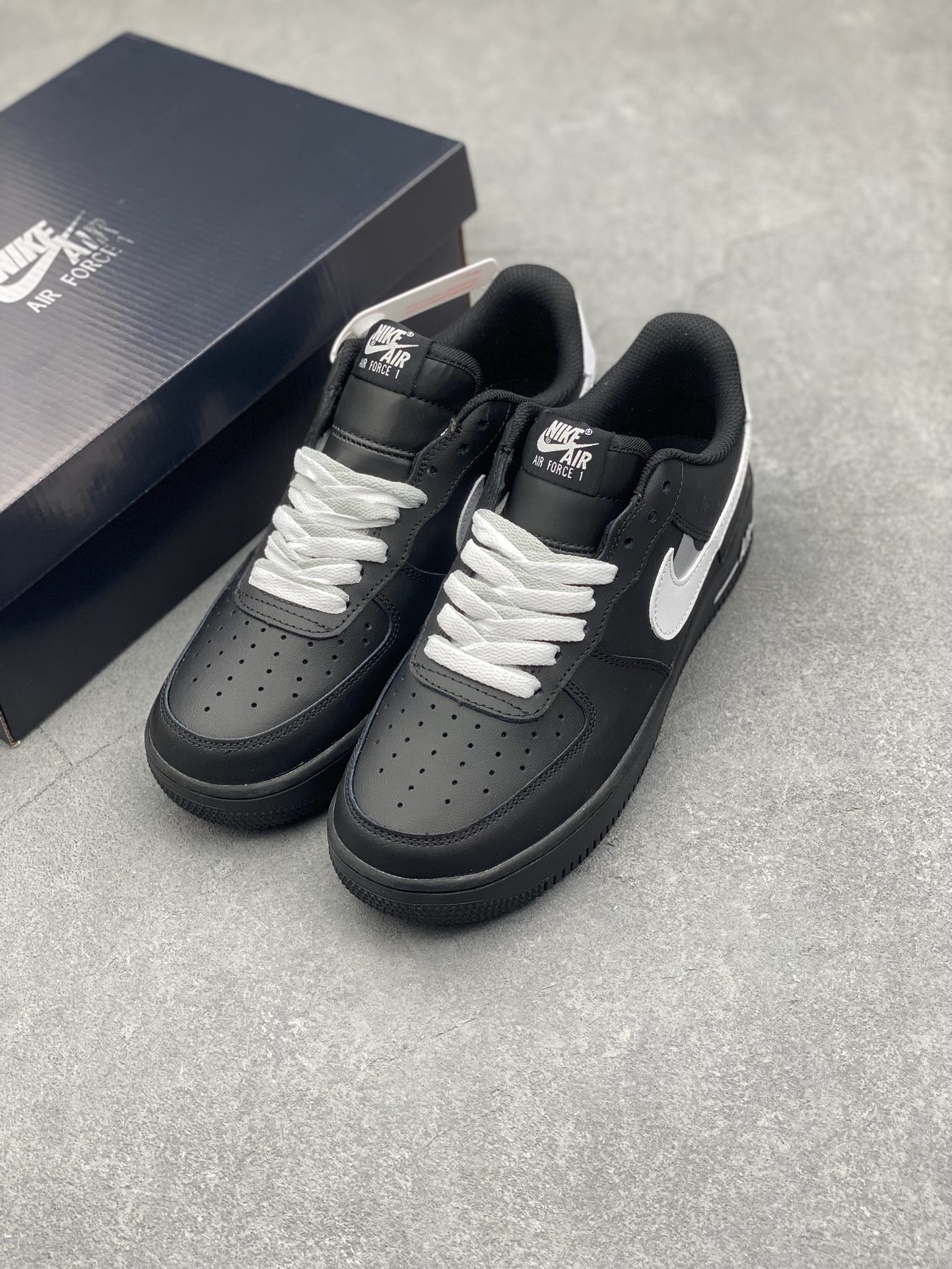 Nike Air Force 1 '07 Low Black/White Casual Sneakers DD8959-101 9 i1730653203 5929 6