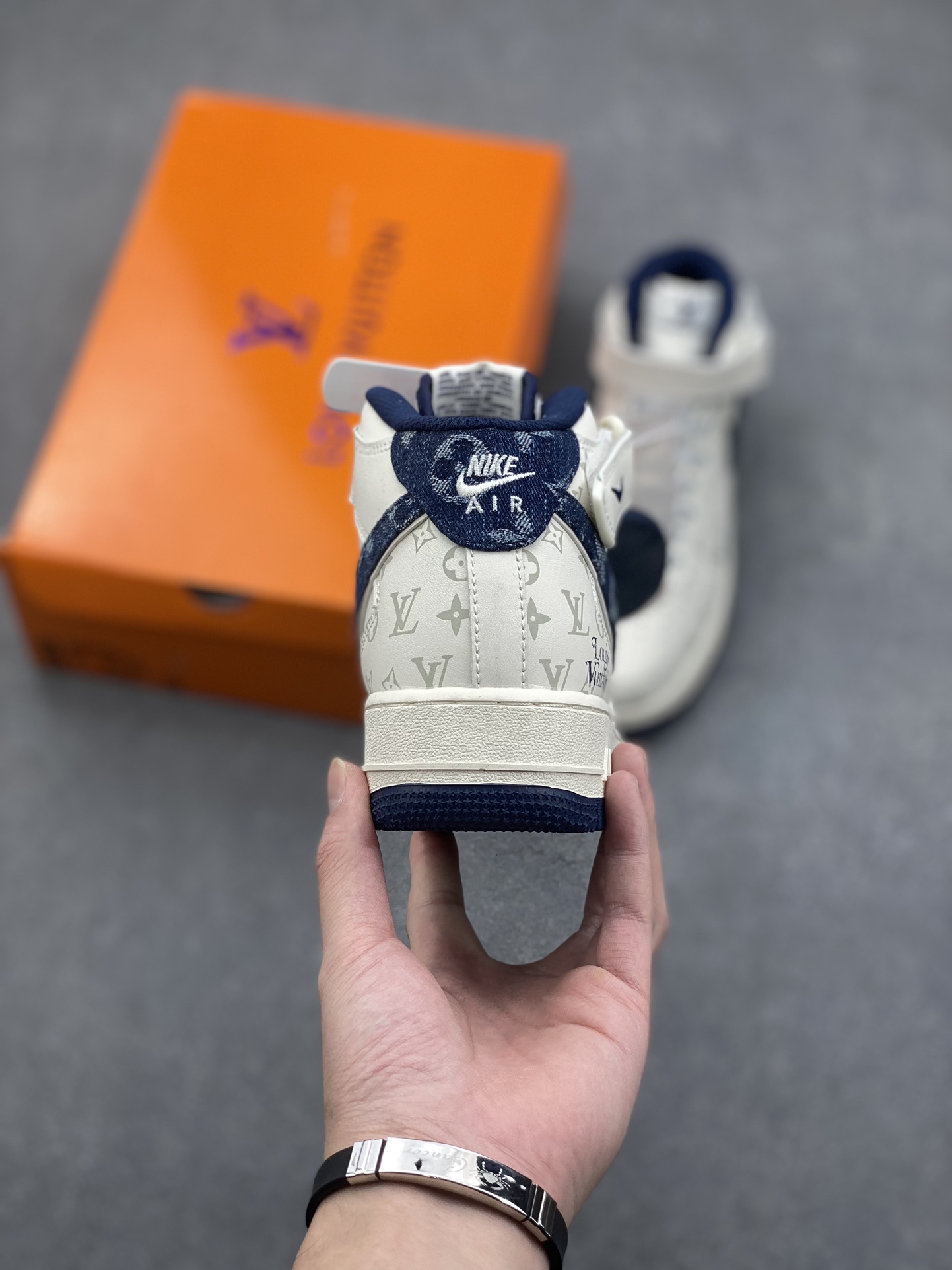 Nike Air Force 1 '07 Low Louis Vuitton Blue Denim Sneakers - Limited Edition 5 i1730823734 2411 4