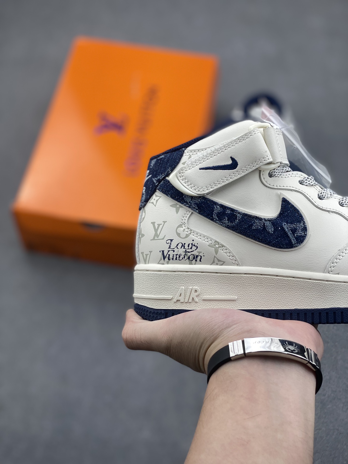 Nike Air Force 1 '07 Low Louis Vuitton Blue Denim Sneakers - Limited Edition 6 i1730823734 9748 5
