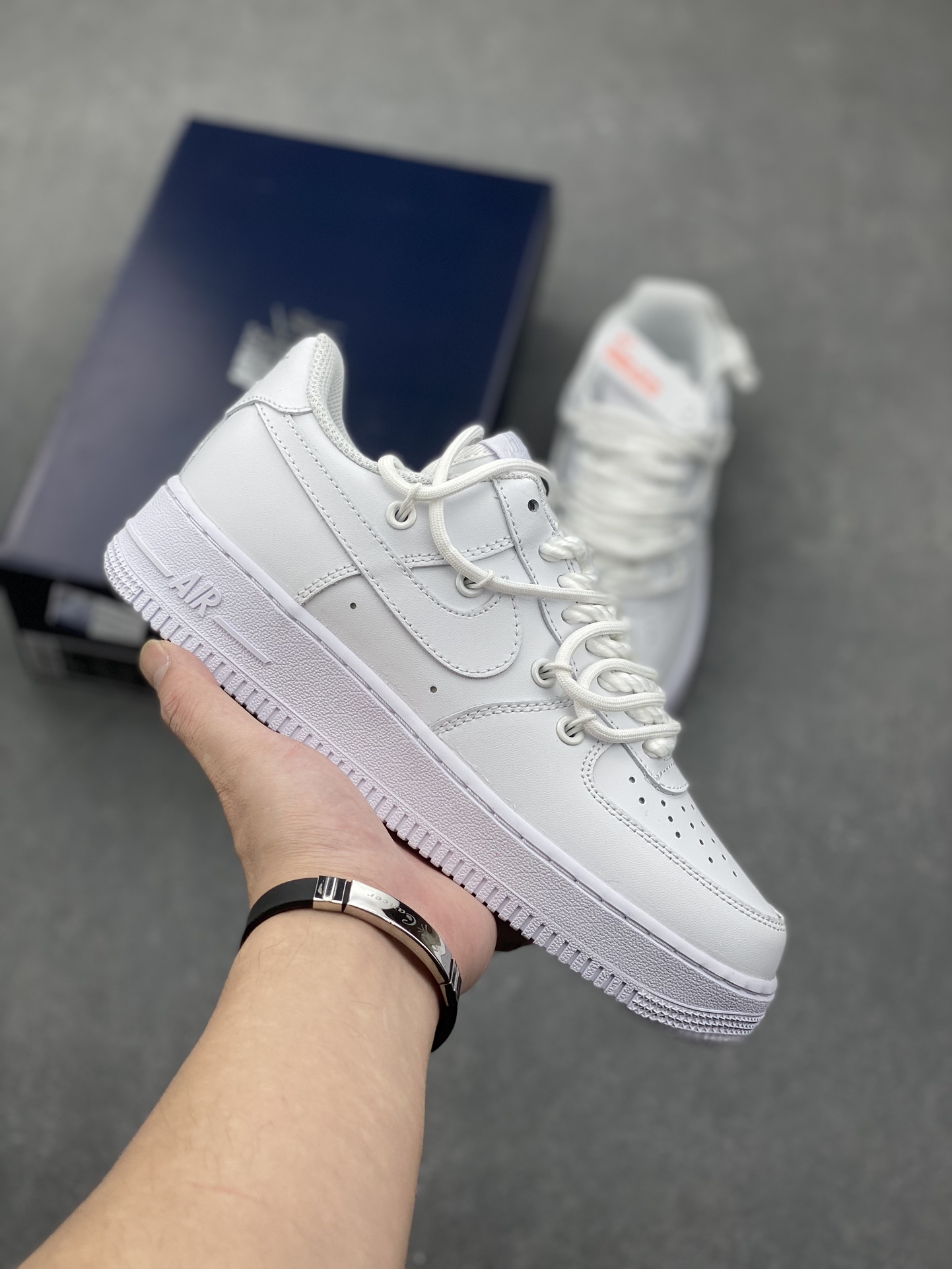 Nike Air Force 1 '07: Iconic Low-Top Sneakers for Everyday Style & Comfort 2 i1731000982 545 3