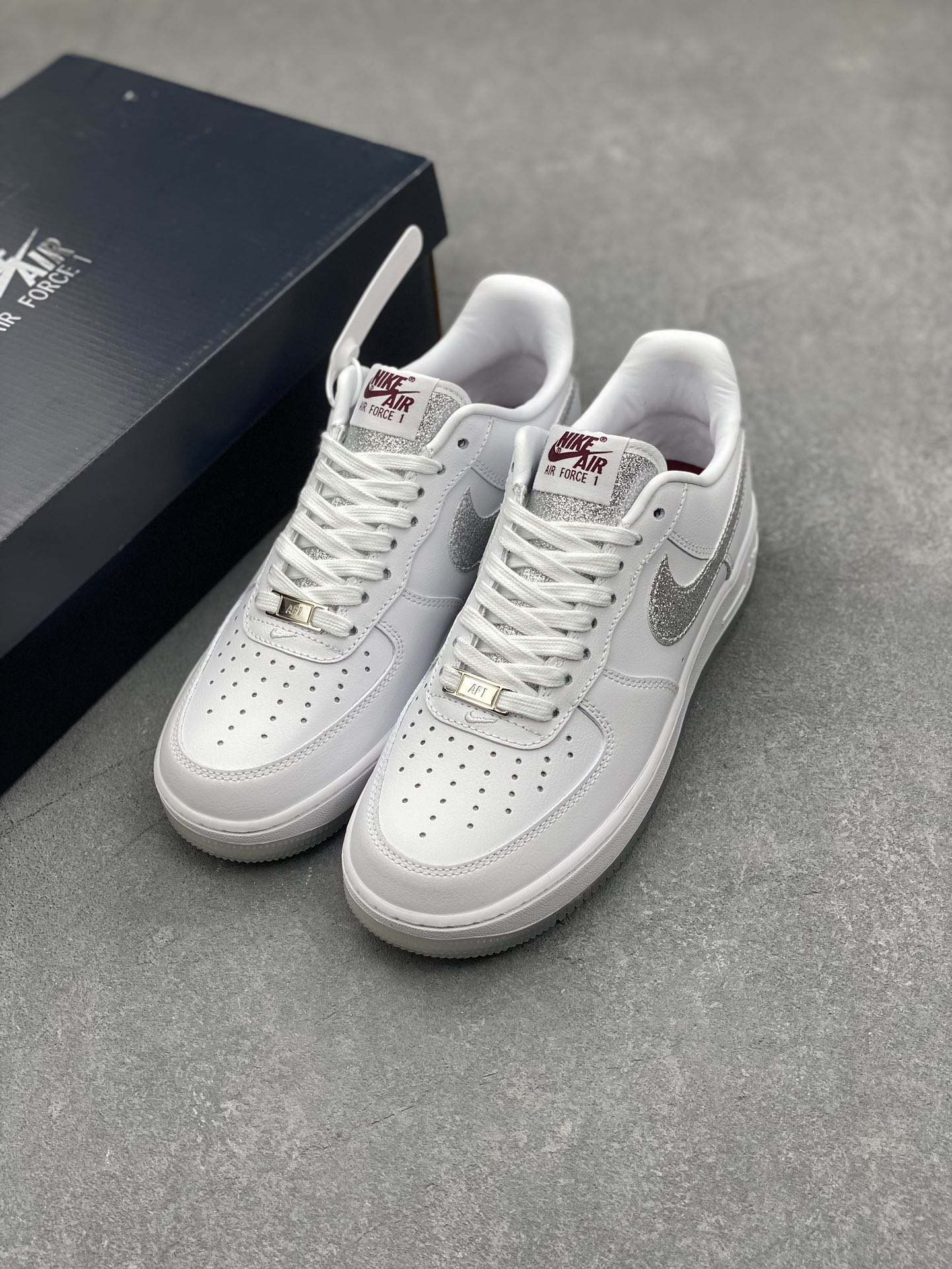 Nike Air Force 1 '07 Low-Top Sneakers - White/Silver, HQ3461-191 9 i1731001022 3959 5