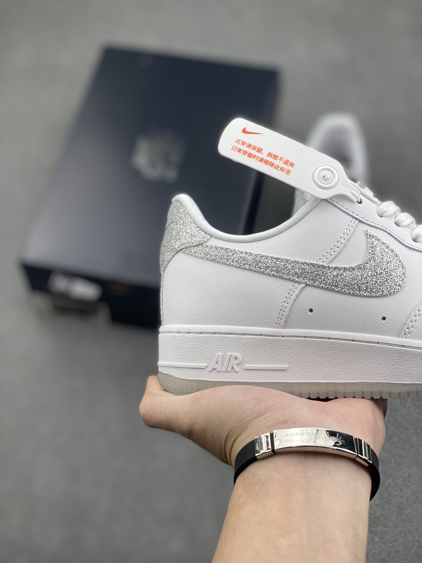 Nike Air Force 1 '07 Low-Top Sneakers - White/Silver, HQ3461-191 6 i1731001022 6058 7