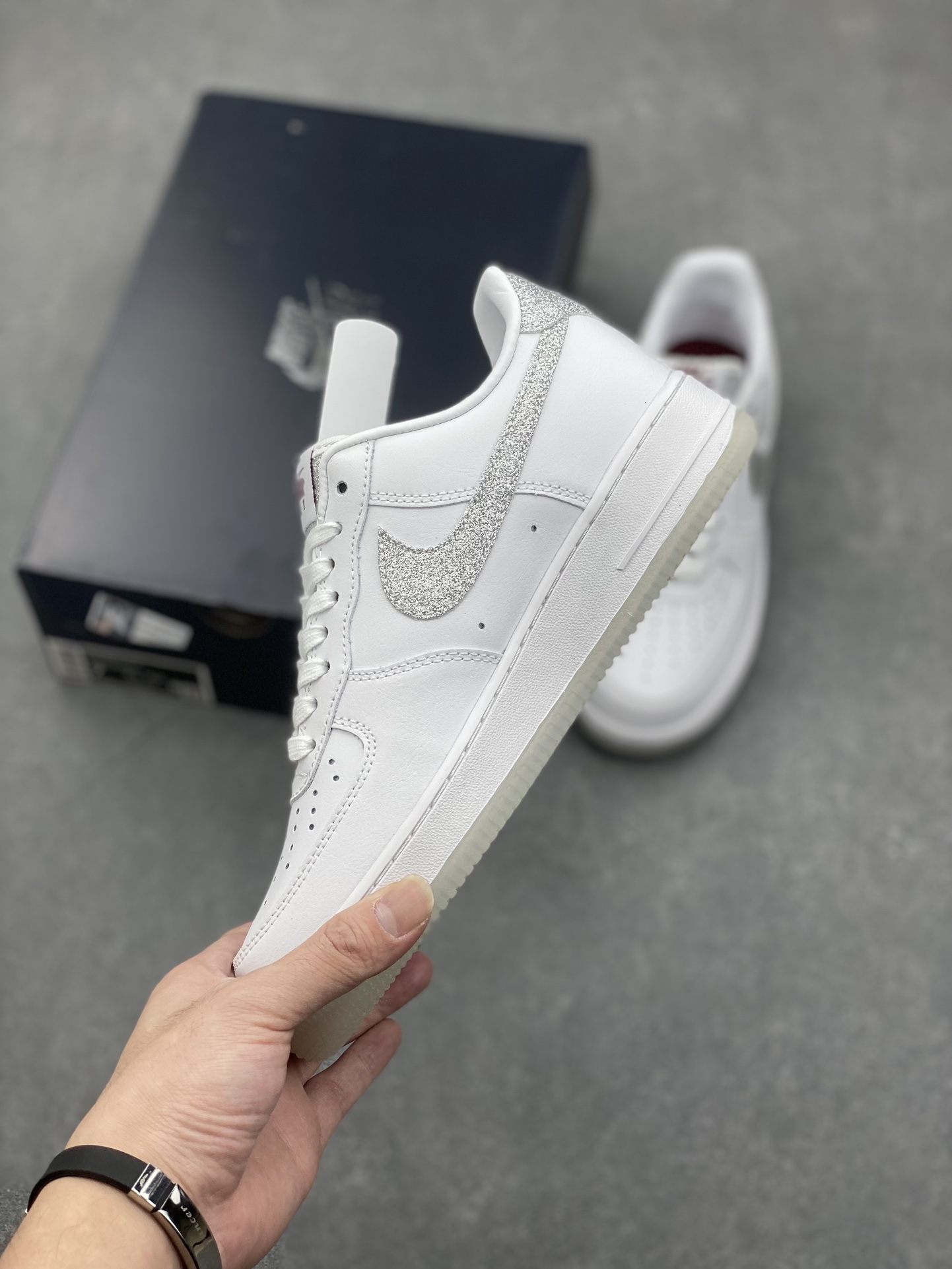 Nike Air Force 1 '07 Low-Top Sneakers - White/Silver, HQ3461-191 4 i1731001022 808 2