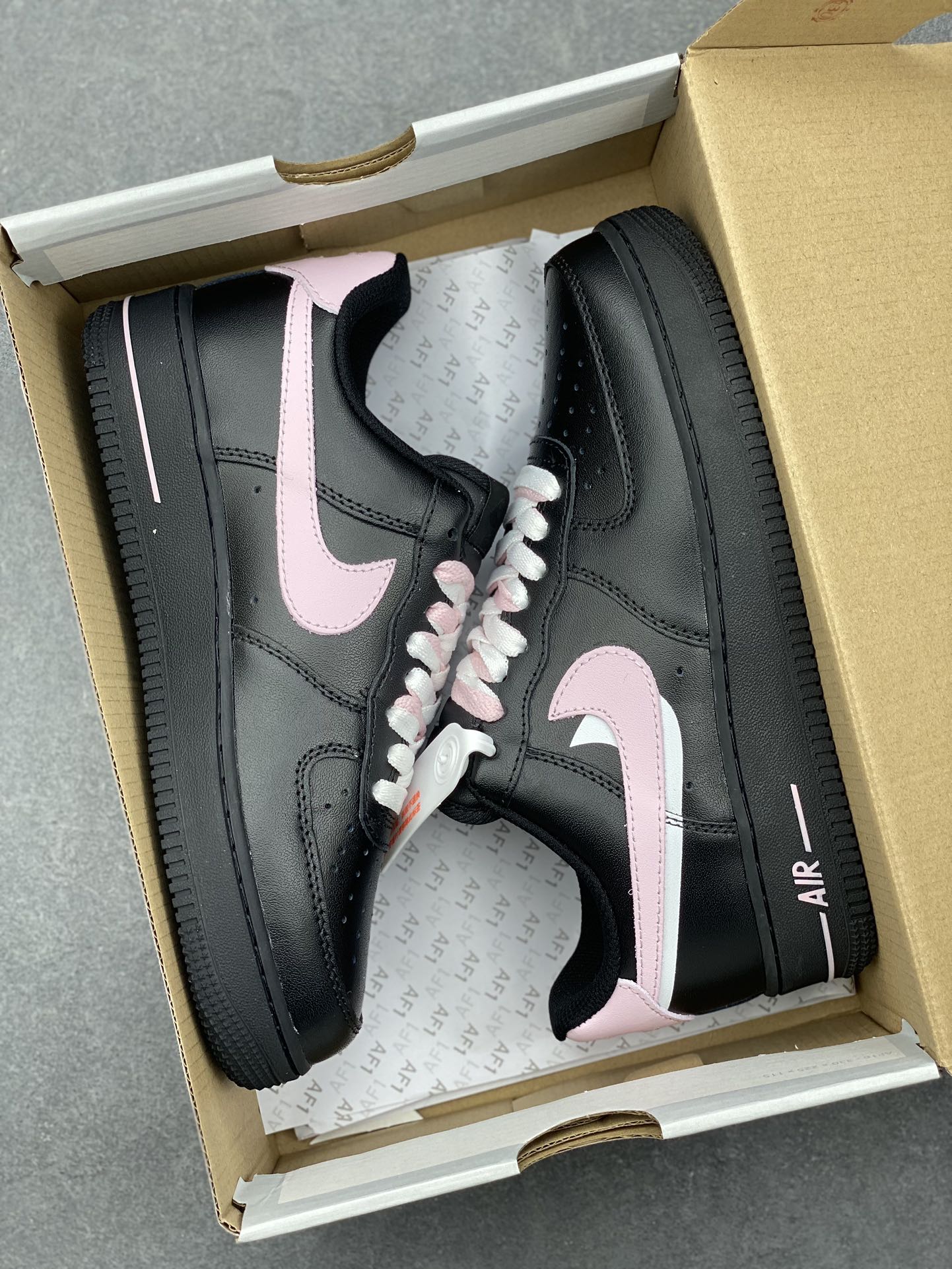 Nike Air Force 1 '07 Low-Top Sneakers - Black/Pink, Comfortable & Stylish 10 i1731083721 2936 1