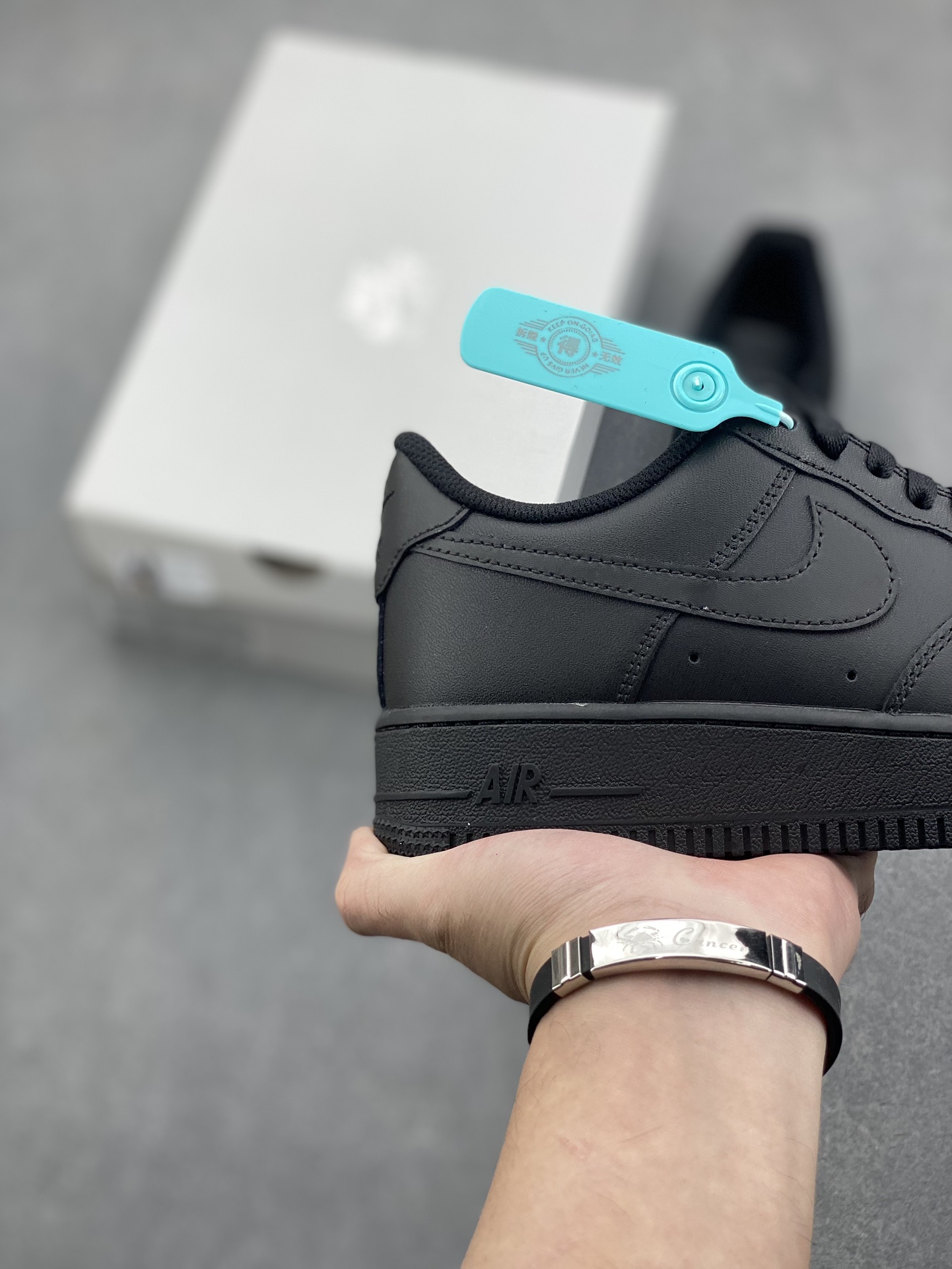 Nike Air Force 1 Low 'Black' Comfortable, Durable, and Stylish Sneakers 6 i1731083832 5275 3