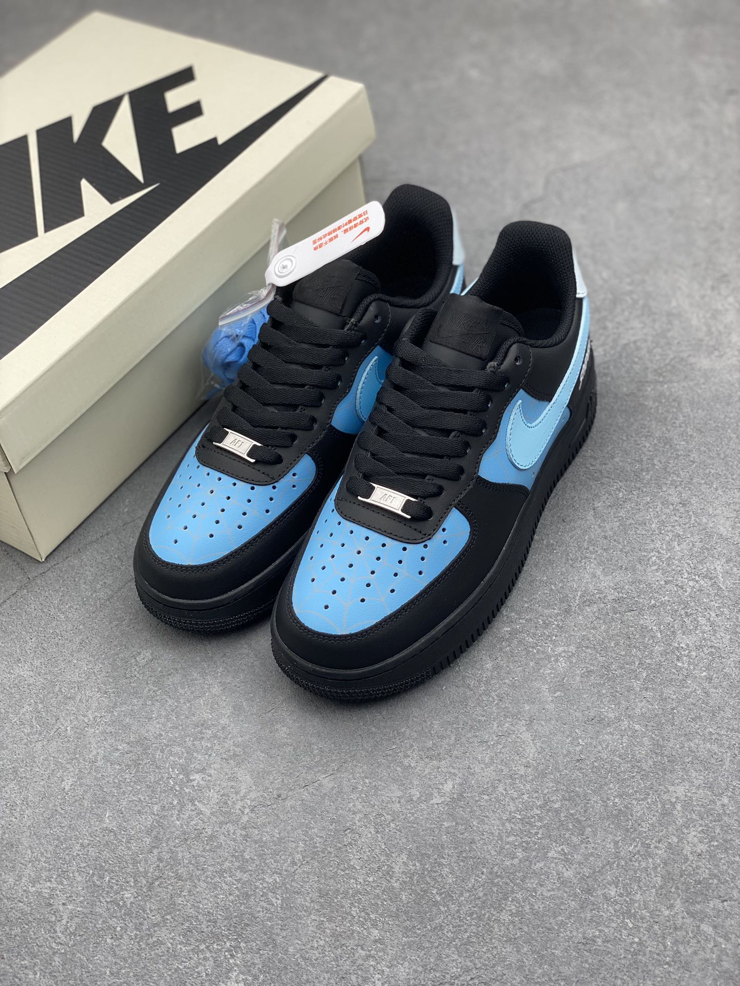 Nike Air Force 1 '07 Low Spiderman Blue Black Casual Sneakers 9 i1731183231 3709 8