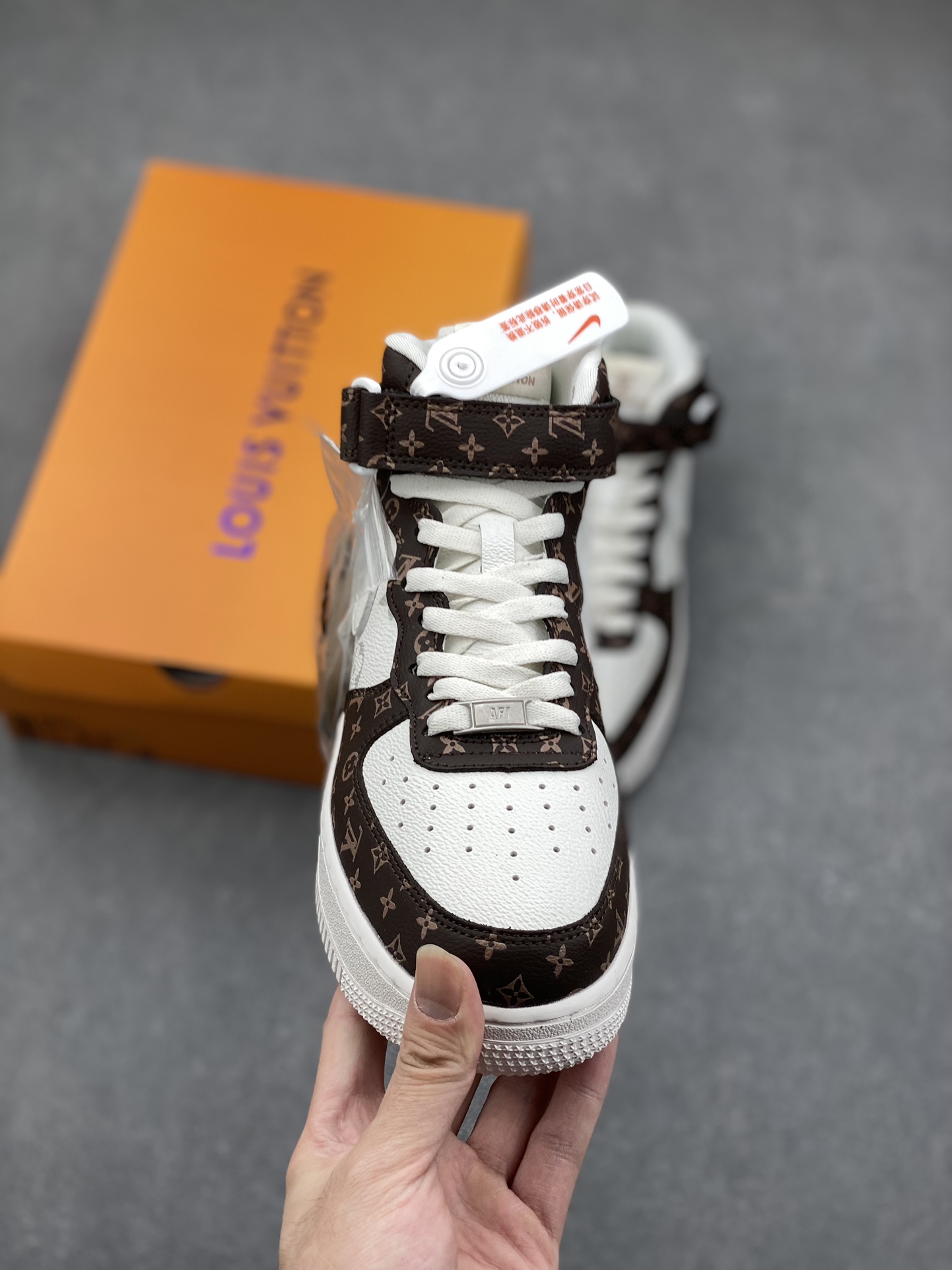 Nike Air Force 1 '07 Low Louis Vuitton Collab Sneakers - Cream/Brown 3 i1731183353 6223 6
