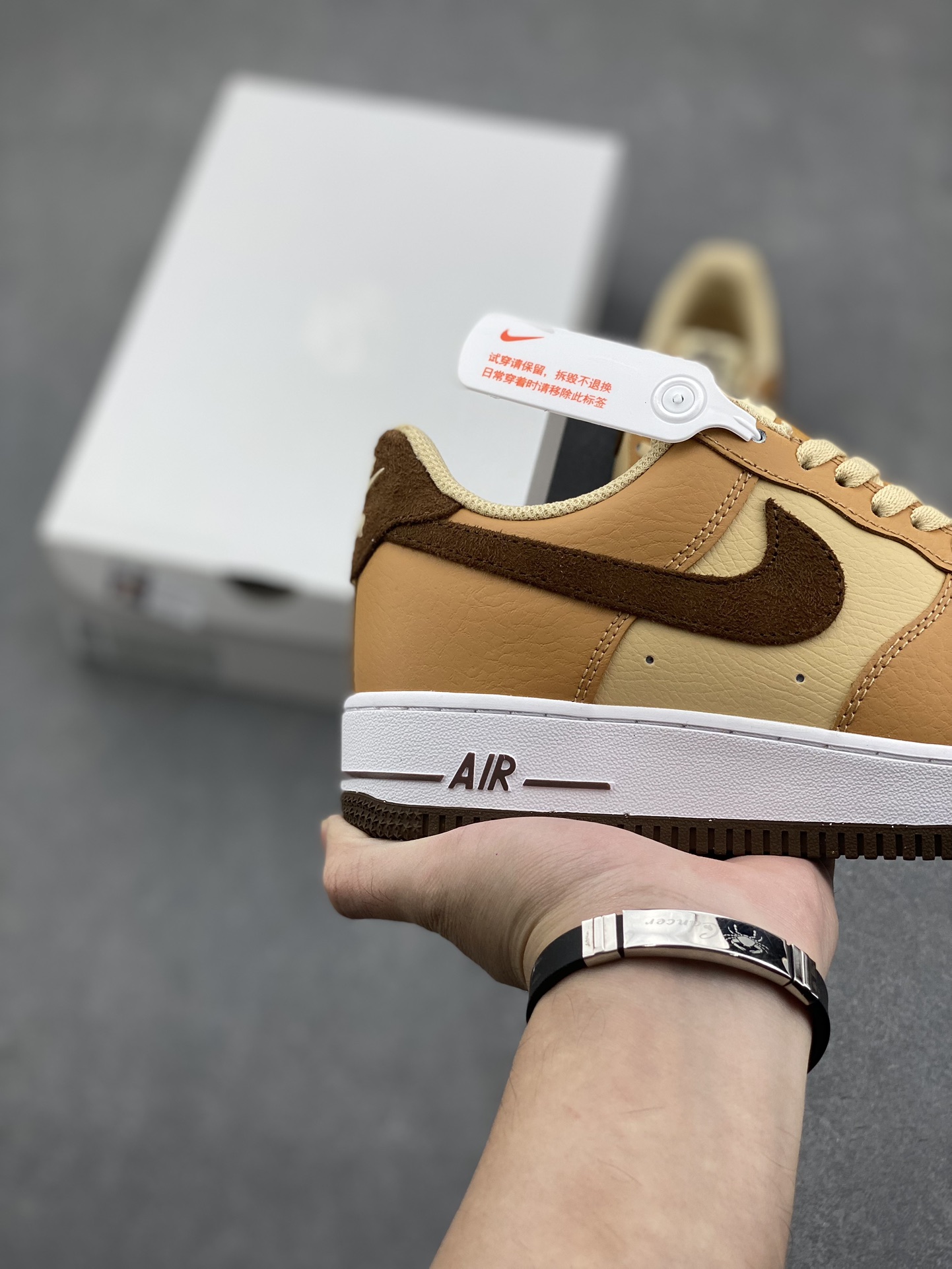 Nike Air Force 1 '07 Low White Brown Yellow Casual Sneakers HQ3905-200 6 i1731183447 6026 6