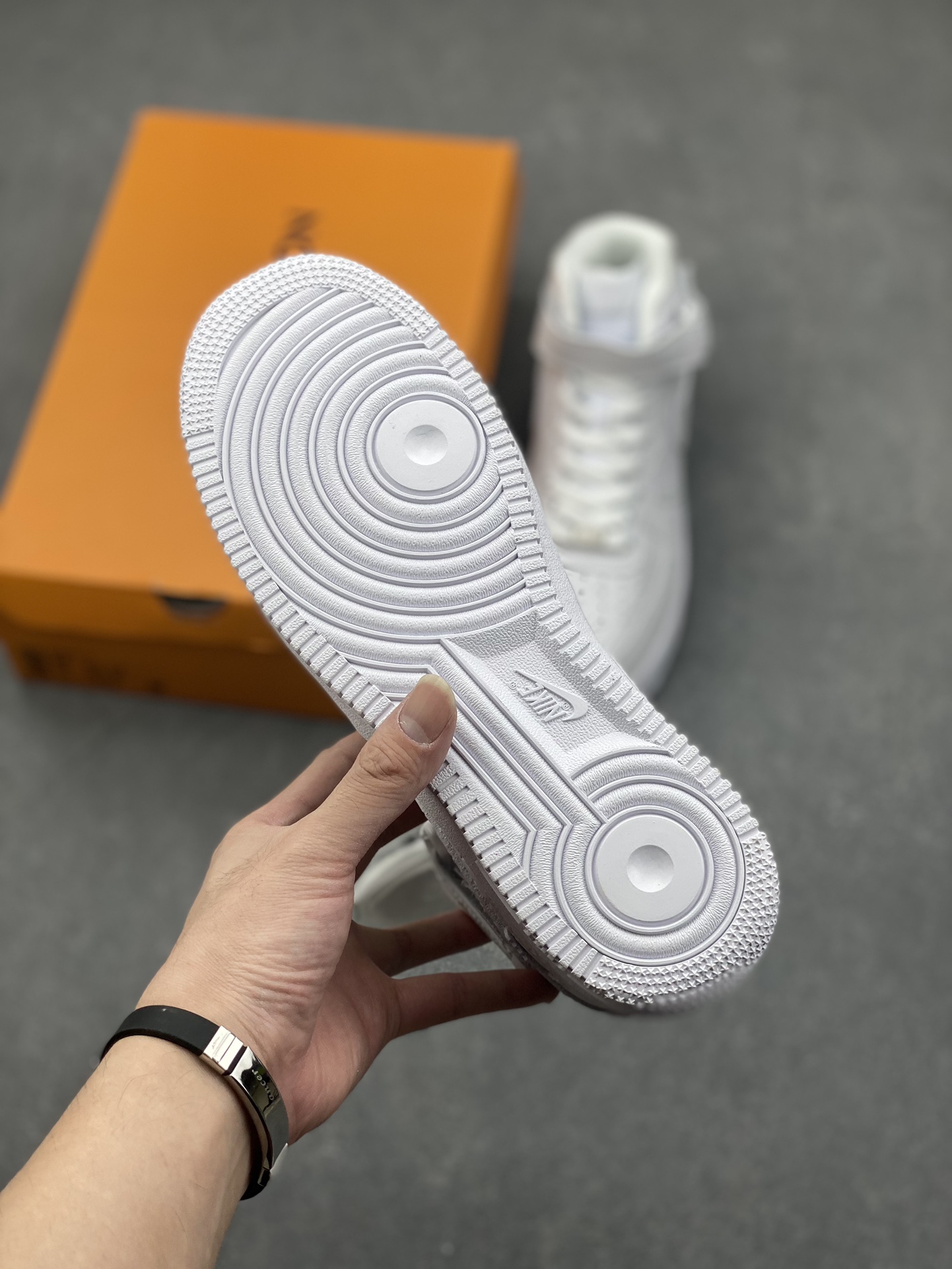 Nike Air Force 1 '07 Mid LV White - Limited Edition Designer Sneakers 7 i1731298138 4337 0