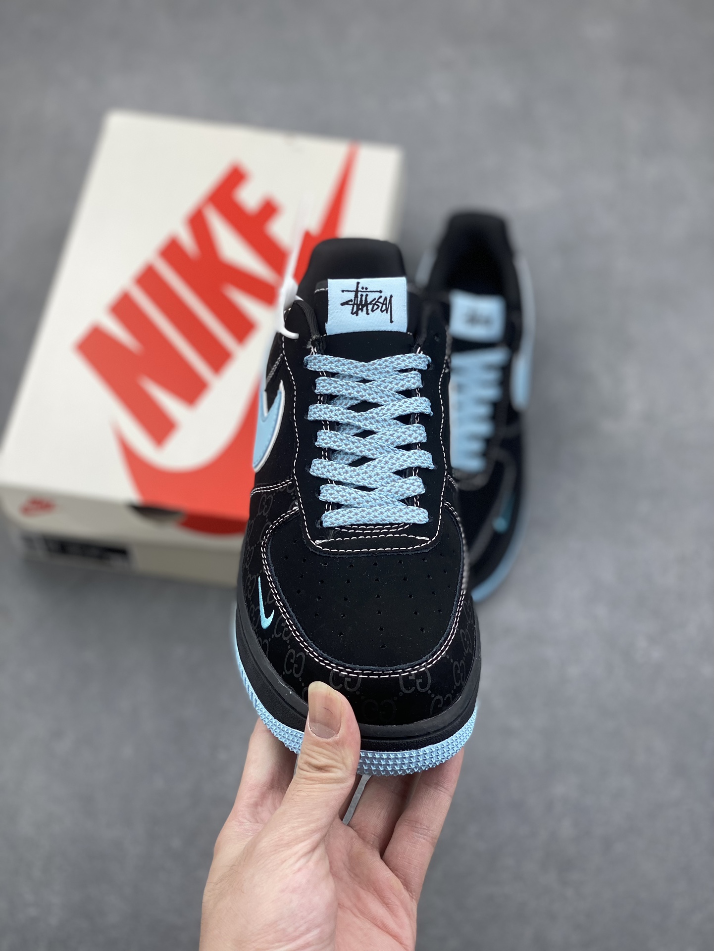 Nike Air Force 1 '07 Low Stussy x Tiffany & Co. Black Sneakers 3 i1731432068 5683 2