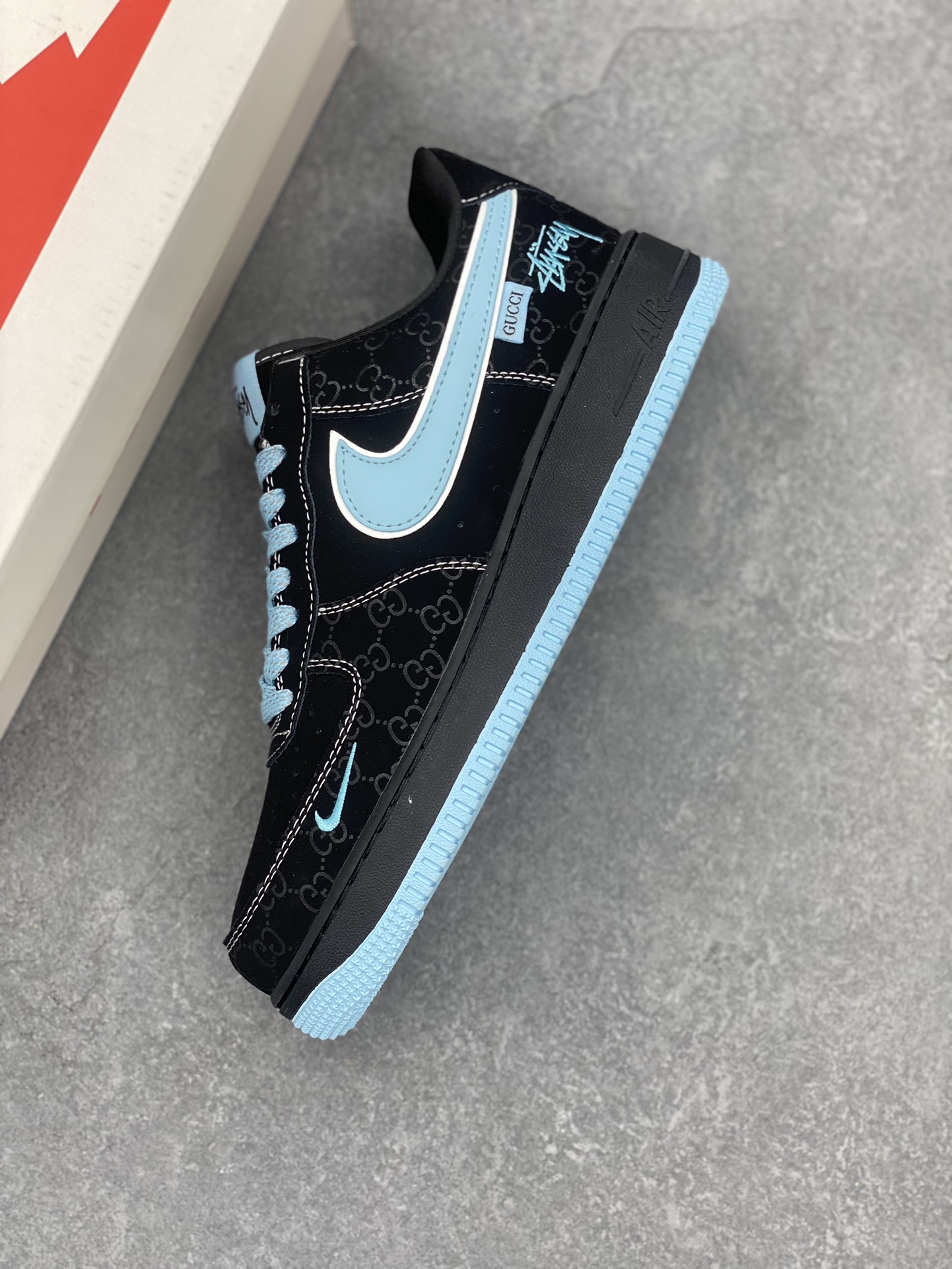 Nike Air Force 1 '07 Low Stussy x Tiffany & Co. Black Sneakers 8 i1731432068 8334 1