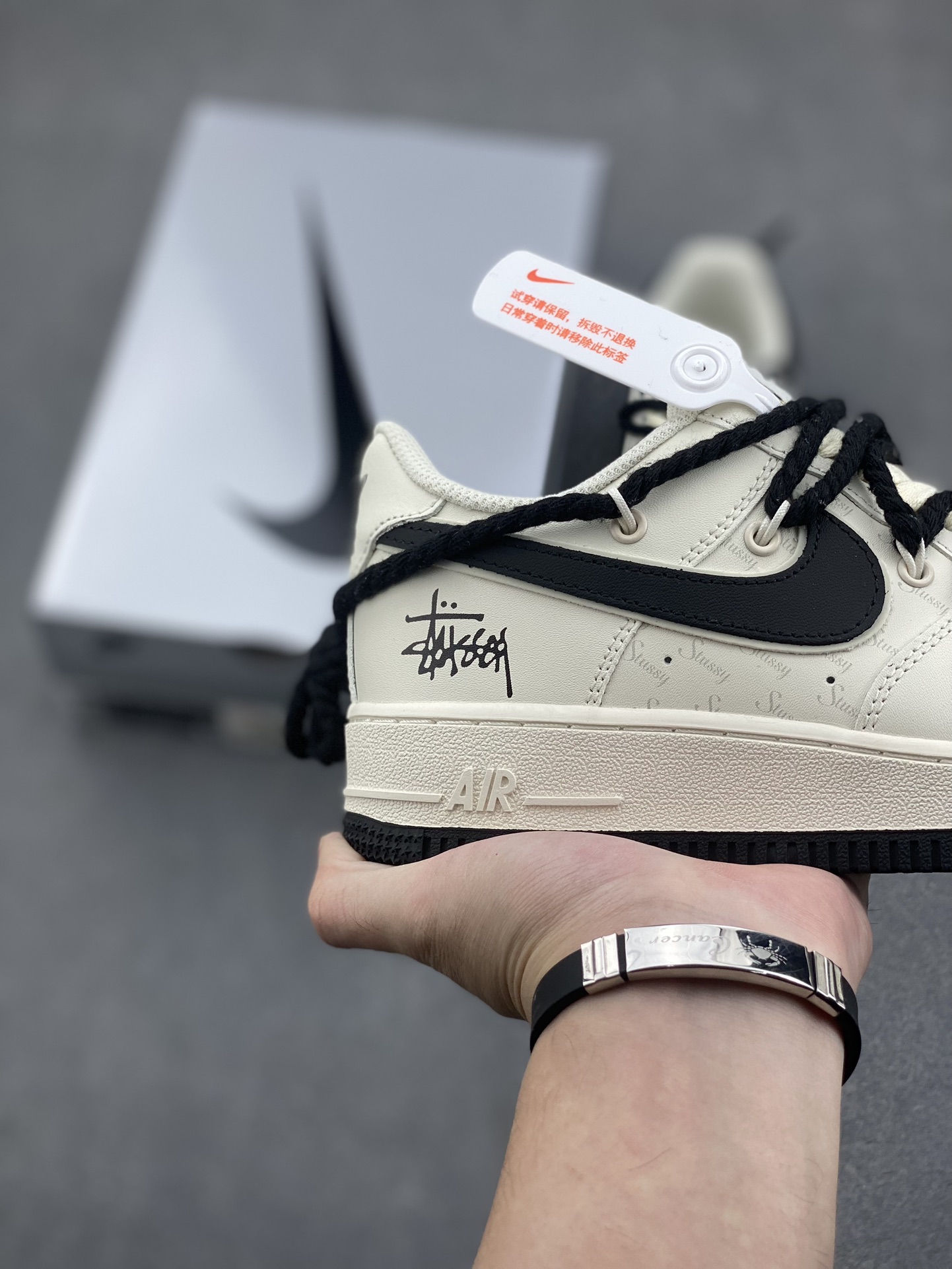 Stussy x Nike Air Force 1 Low '07 Collaboration Casual Sneakers 6 i1731516509 7993 7