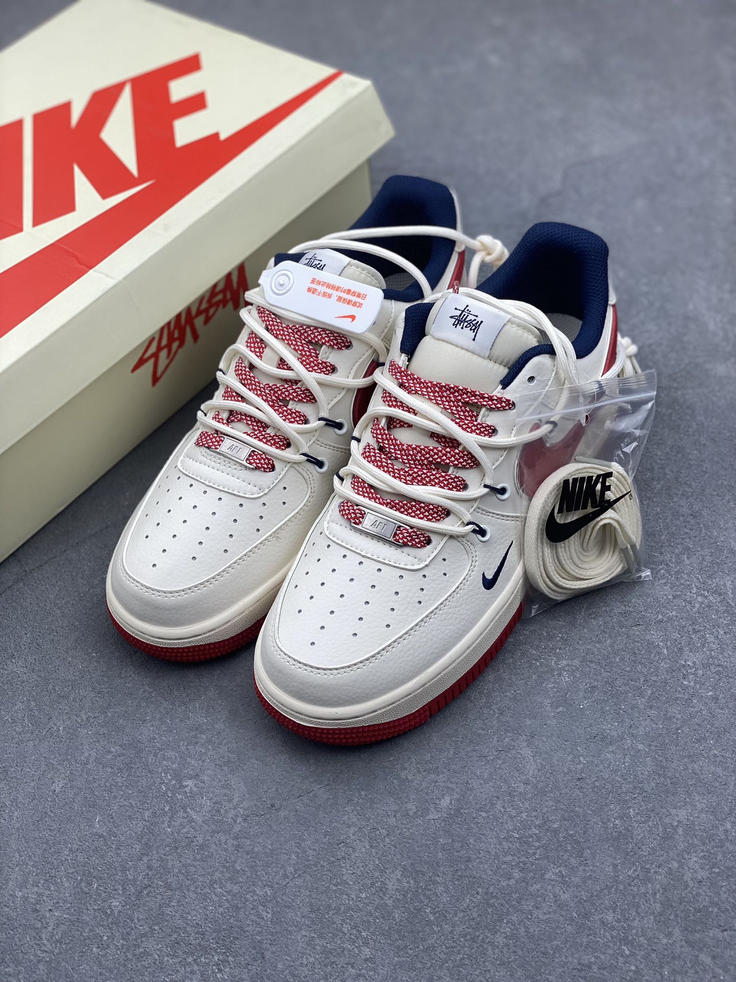 Nike Air Force 1 '07 Low Stussy Collab Sneakers - Cream/Red - Limited Edition 9 i1731516751 2044 4