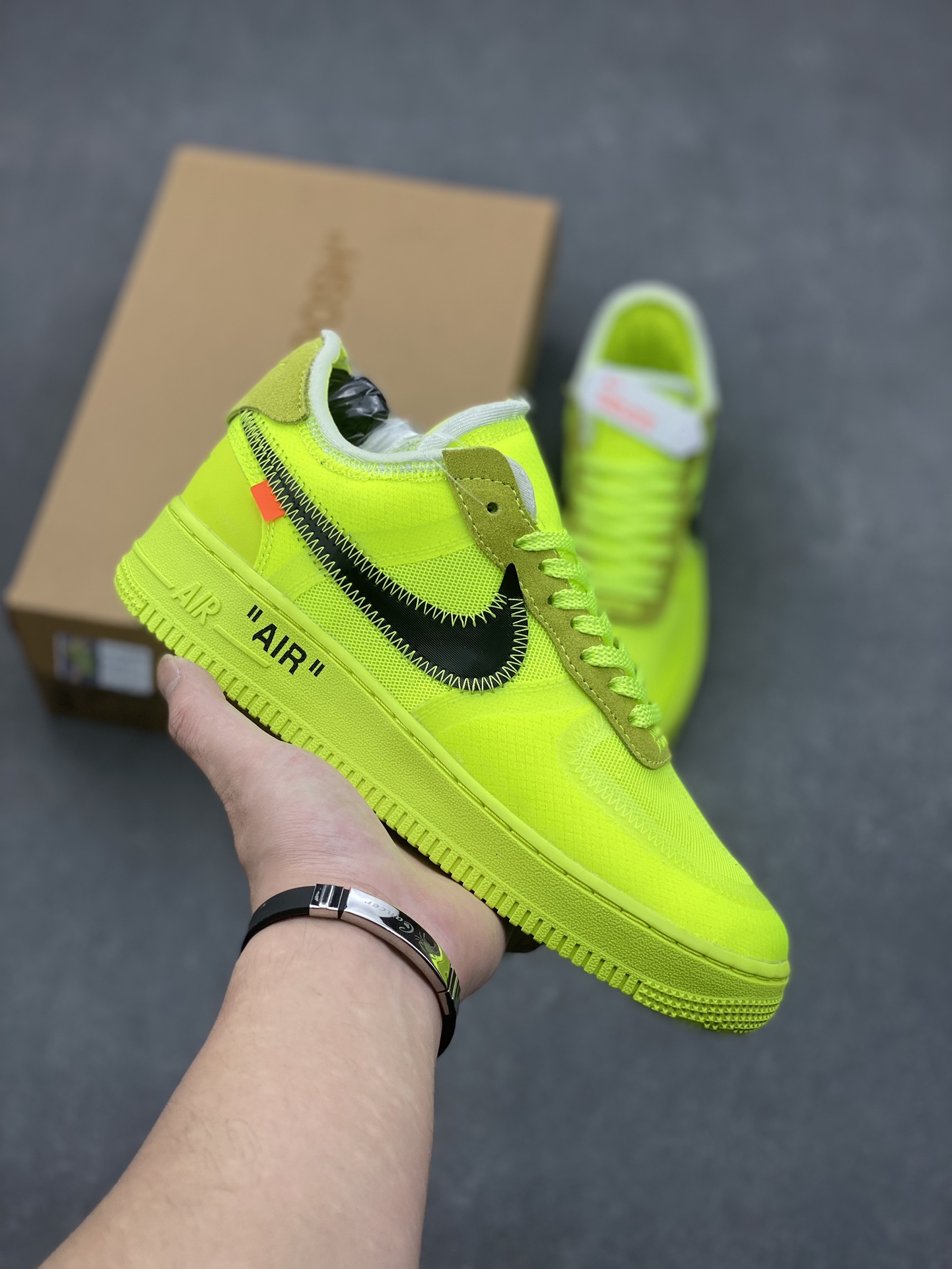 Nike AIR FORCE 1 '07 LX, Low-Top Sneakers,Honeycomb Cushion,Neon Yellow Color 2 i1731516846 3108 0