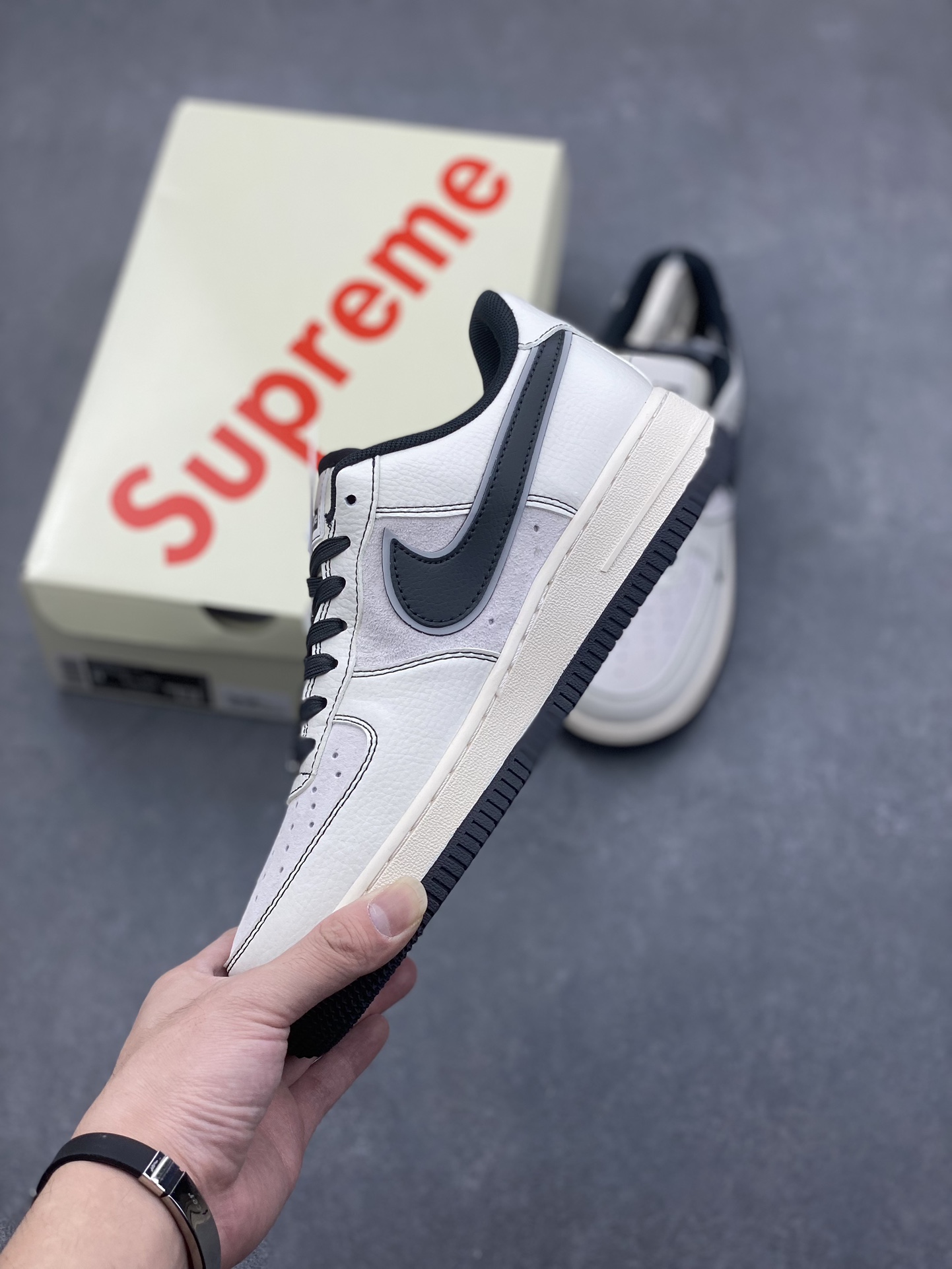 Nike Air Force 1 '07 Low Supreme Collab - Cream/Grey, Limited Edition 4 i1731516971 2717 2