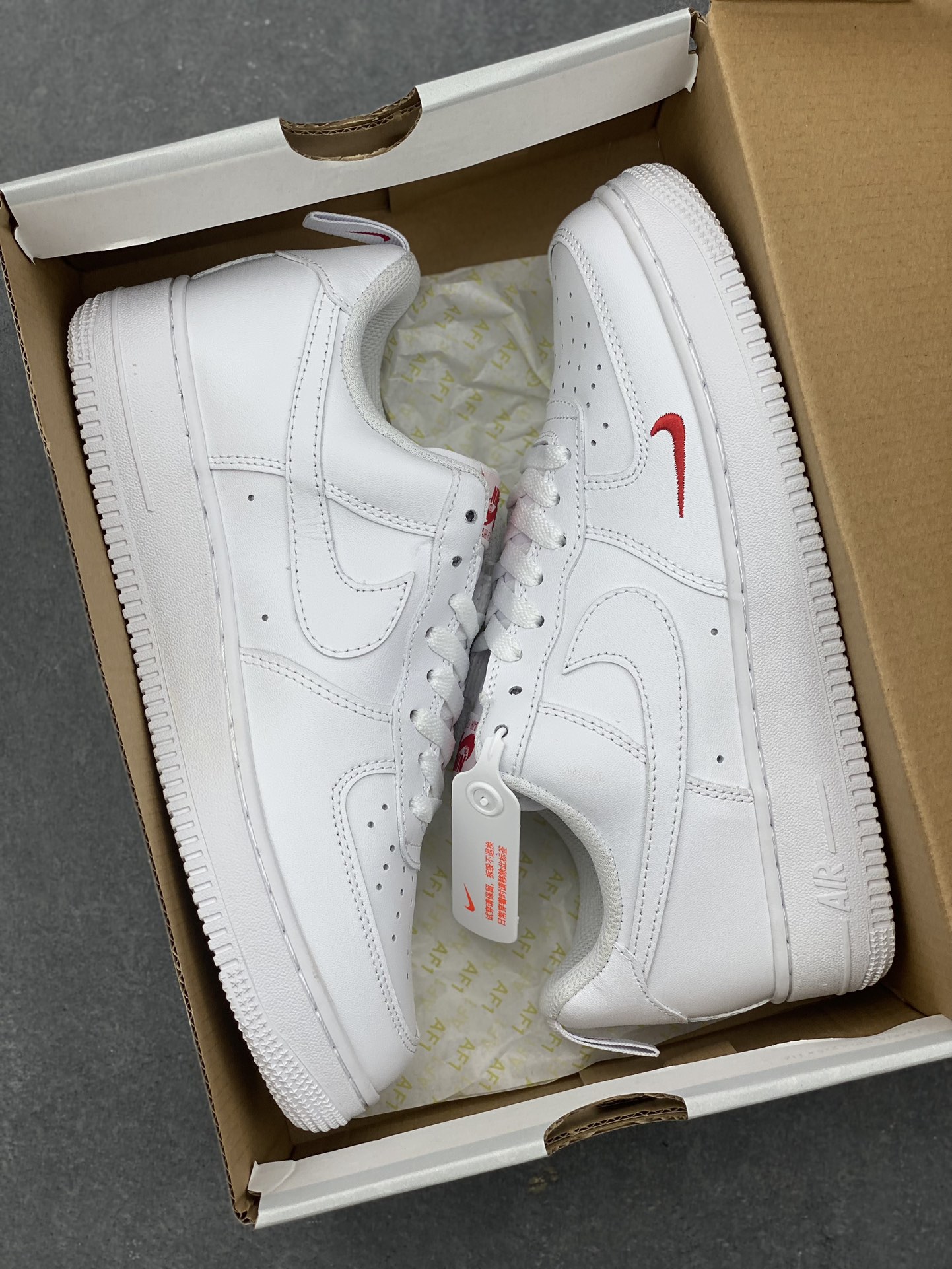 Nike Air Force 1 Low: Timeless Style, All-Day Comfort - DD8960-001 10 i1731517344 8506 8