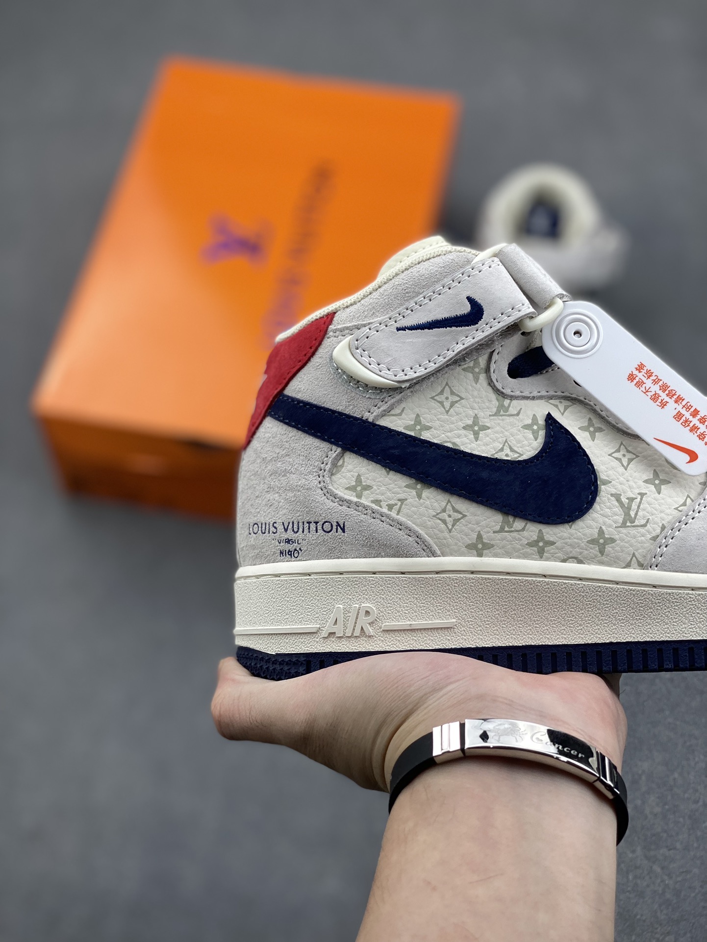 Nike Air Force 1 '07 Low Louis Vuitton Grey Blue Edition 6 i1731601678 153 3