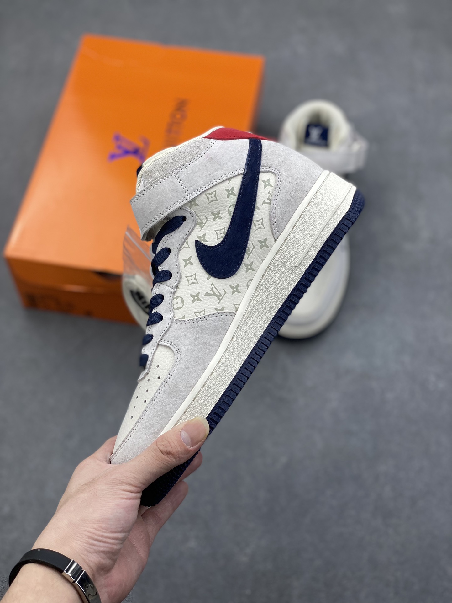 Nike Air Force 1 '07 Low Louis Vuitton Grey Blue Edition 4 i1731601678 386 0