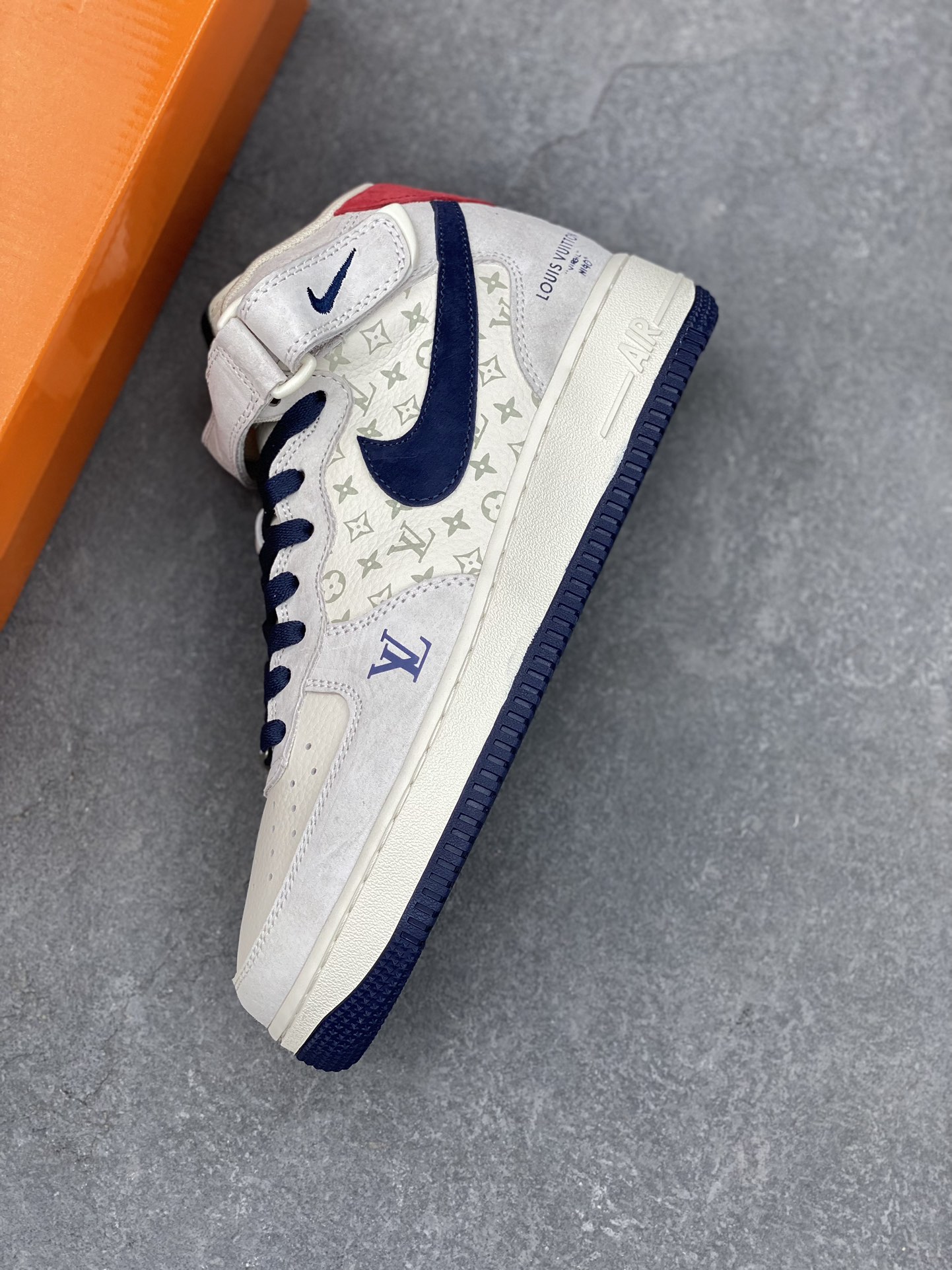 Nike Air Force 1 '07 Low Louis Vuitton Grey Blue Edition 8 i1731601678 9076 2