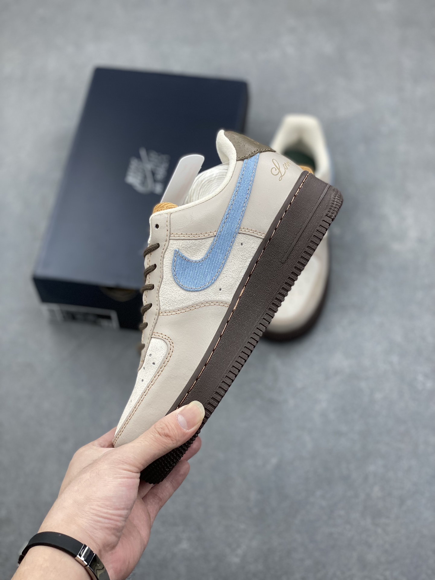 Nike Air Force 1 '07 Low HQ3458-142 - Original Last, Honeycomb Cushion 4 i1731688510 1142 4
