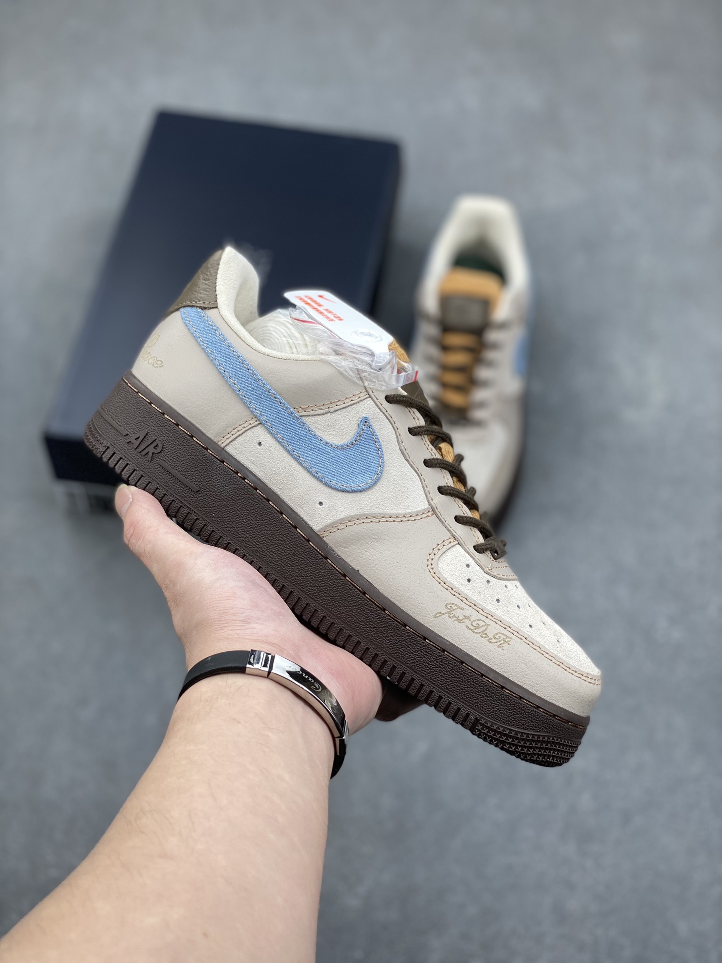 Nike Air Force 1 '07 Low HQ3458-142 - Original Last, Honeycomb Cushion 2 i1731688510 6398 1