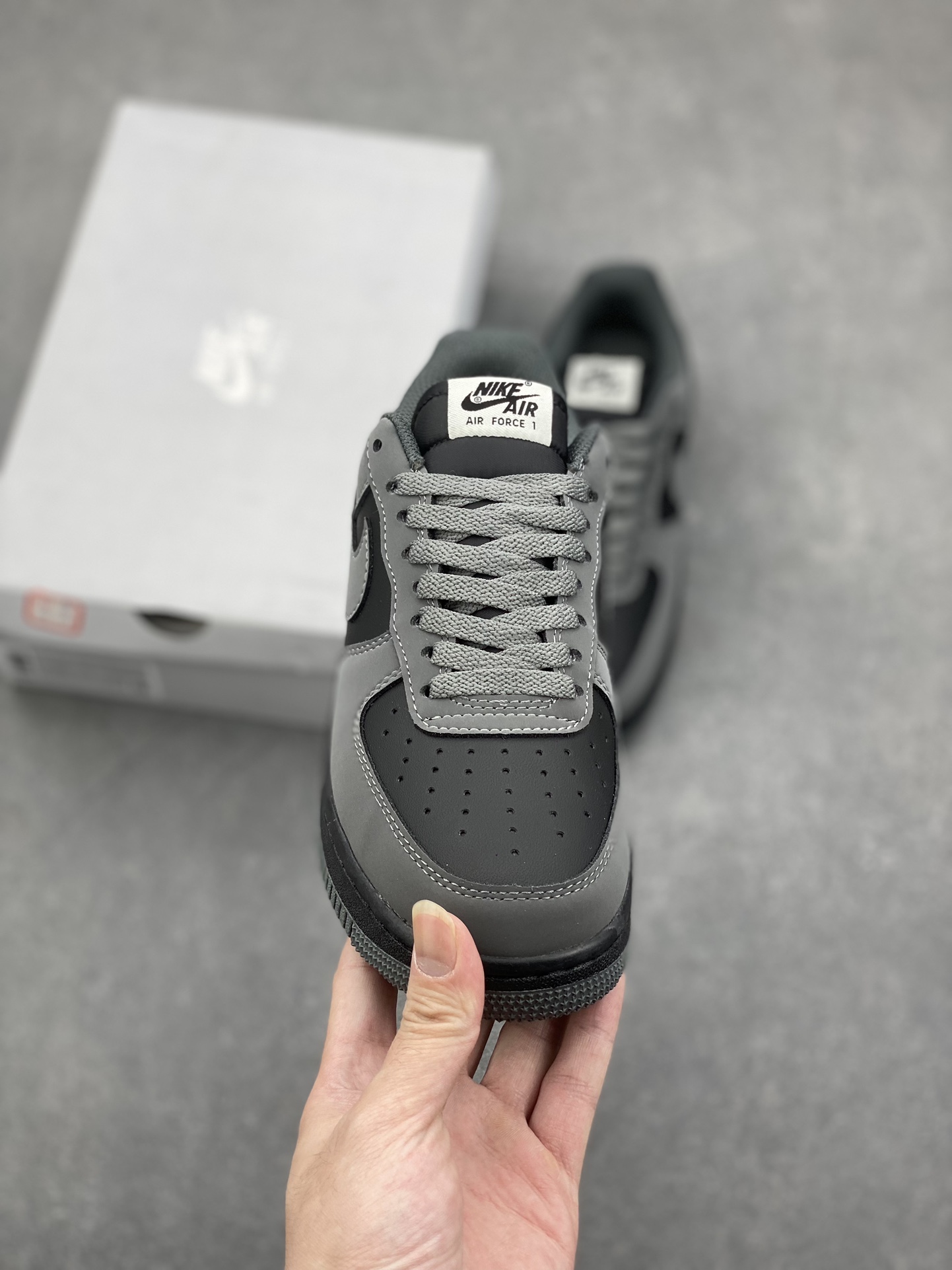 Nike Air Force 1 '07 Low Grey/Black - Original Edition with Air Cushioning 3 i1731688594 8261 0