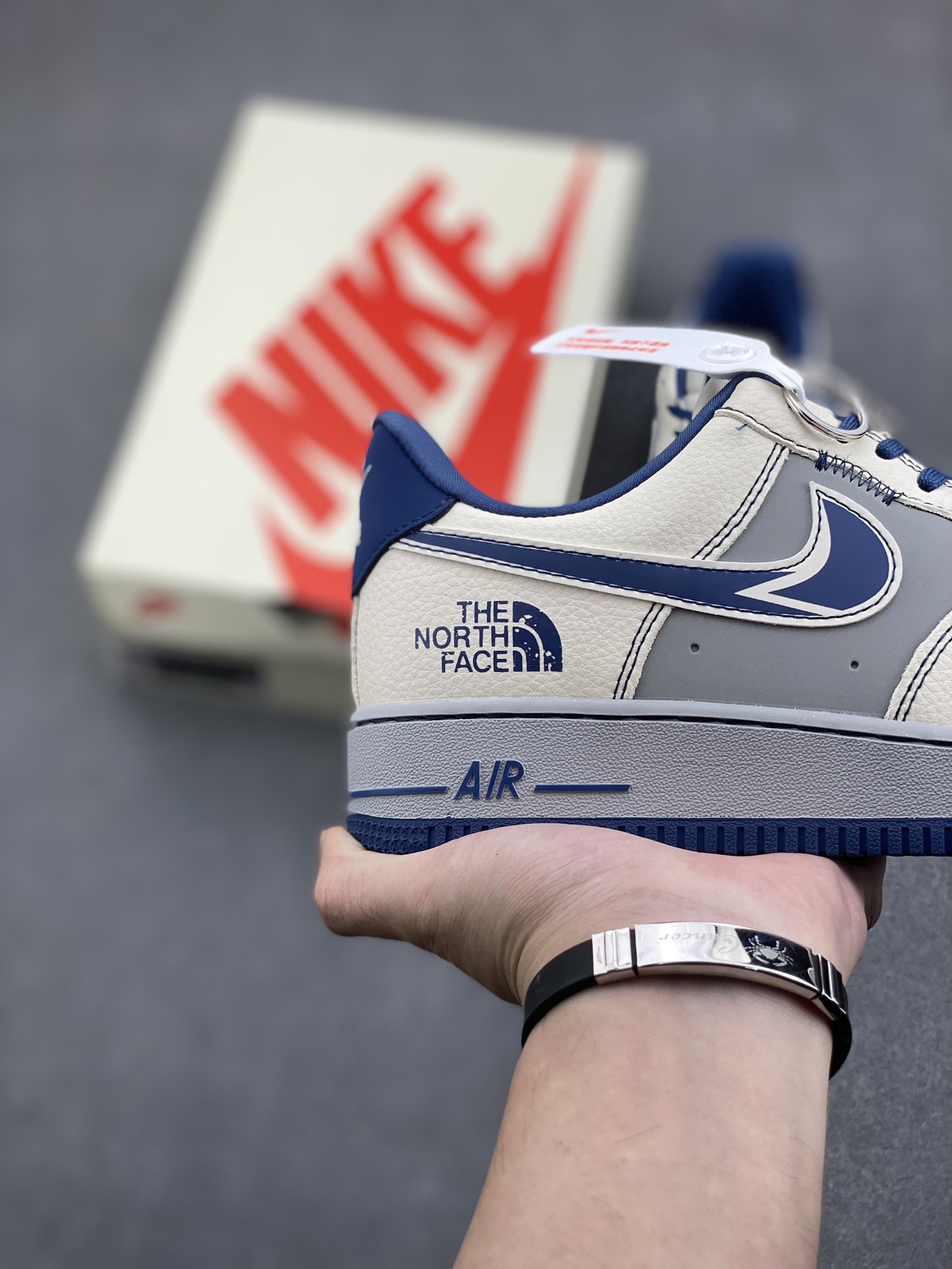 Nike Air Force 1 '07 Low The North Face Collaboration Sneakers 6 i1731688668 4481 5