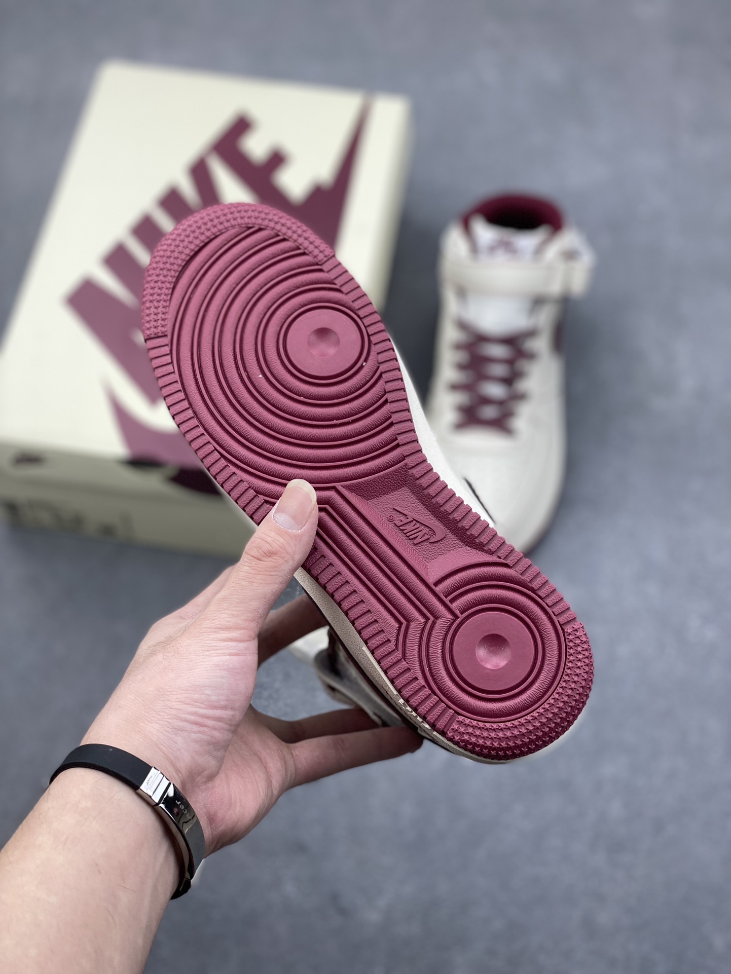 Undefeated x Nike Air Force 1 Mid White Red Limited Edition Sneakers 7 i1731688750 647 8