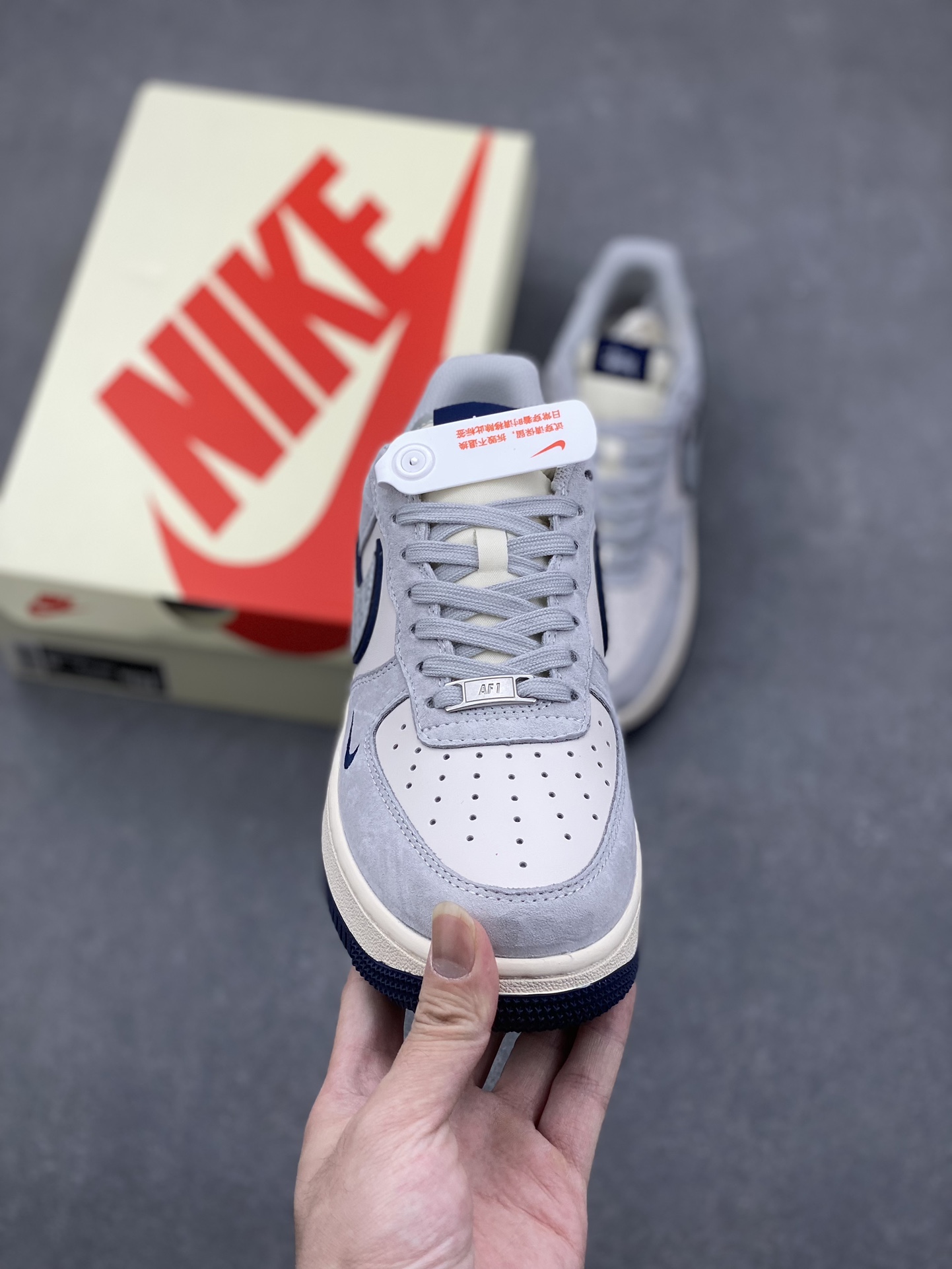 Nike Air Force 1 Low Stussy Collab Gray Sneakers Limited Edition 3 i1731688912 1600 5