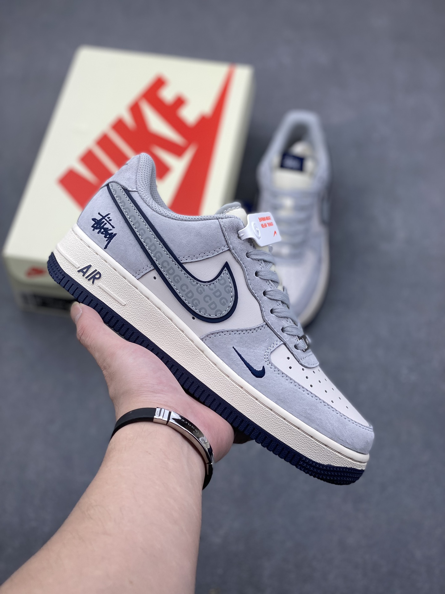 Nike Air Force 1 Low Stussy Collab Gray Sneakers Limited Edition 2 i1731688912 5734 7