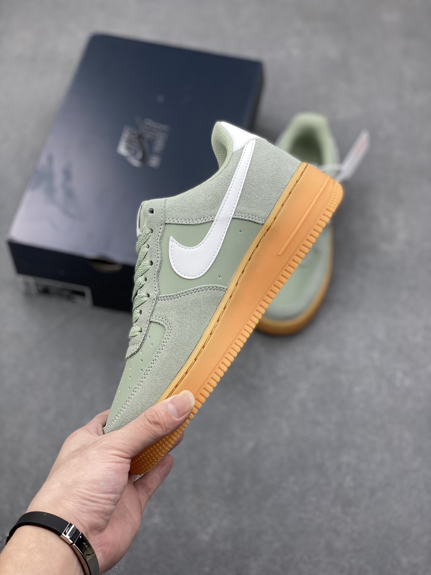 Nike Air Force 1 '07 Low Olive Suede Honeycomb Cushioning, Size 36-45 4 i1731688984 1028 5