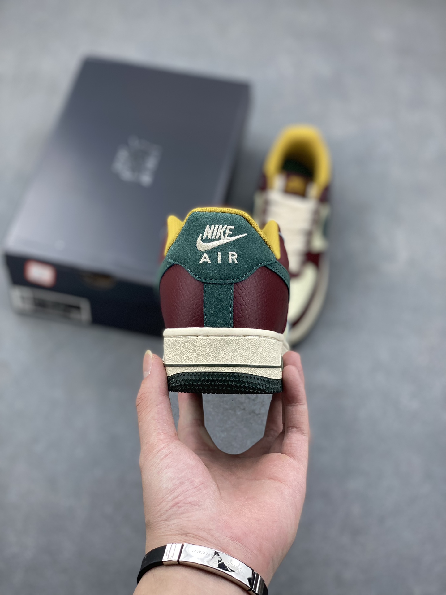 Nike Air Force 1 '07 Low HQ3612-113 - Original Form & Craftsmanship 5 i1731689466 3823 6