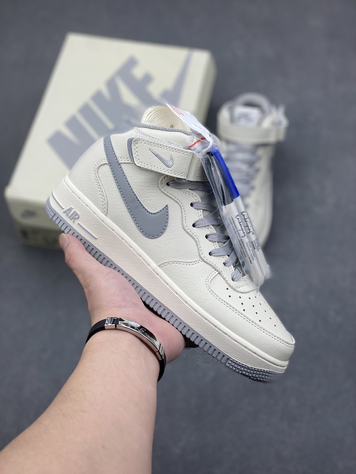 Nike Air Force 1 Mid '07 "Light Silver" Custom Leather Basketball Shoes 2 i1731774559 5744 1