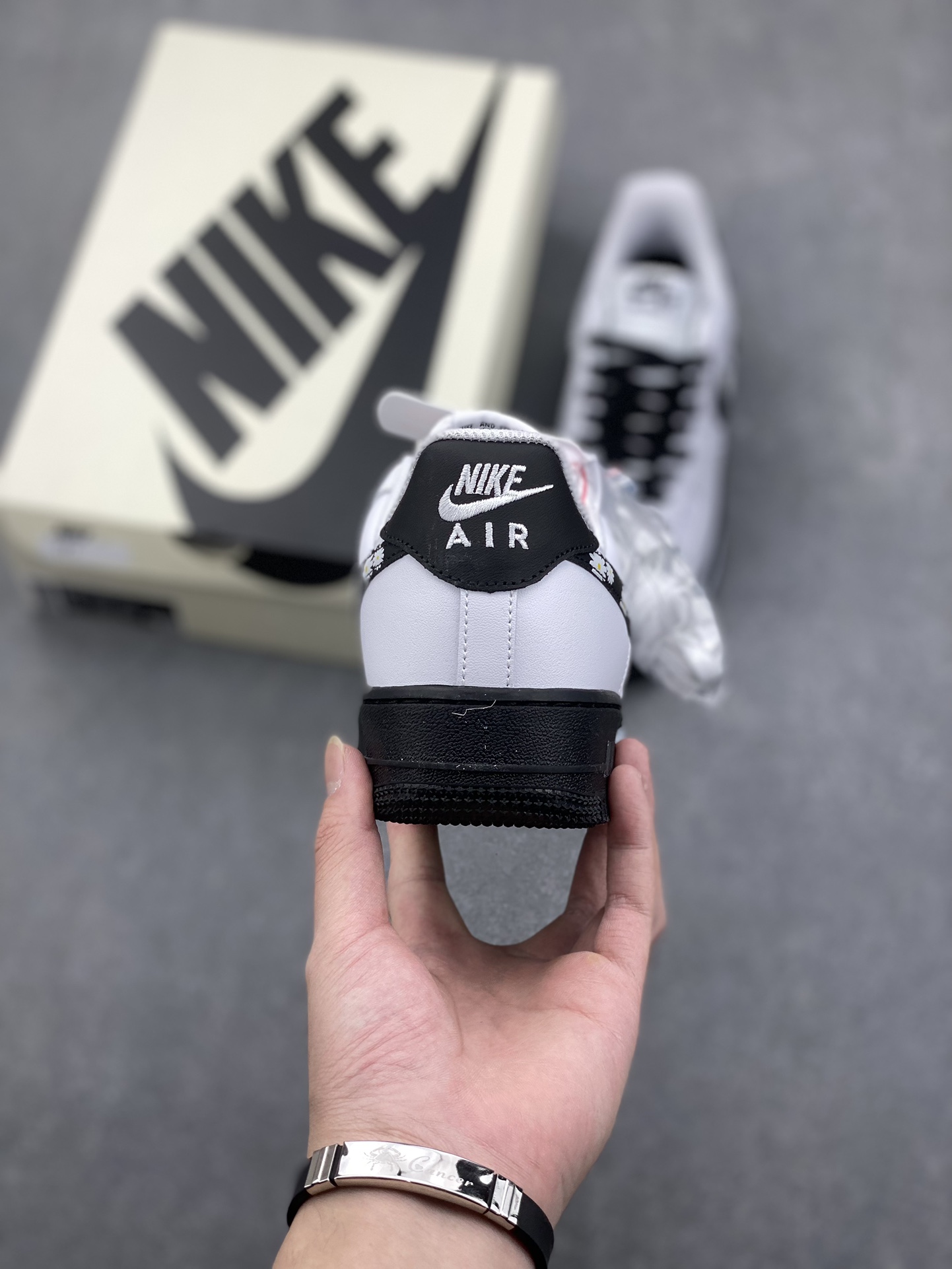 Nike Air Force 1 '07 Low White/Black Daisy CK7663-102 Women's Shoe 5 i1731774636 1441 1