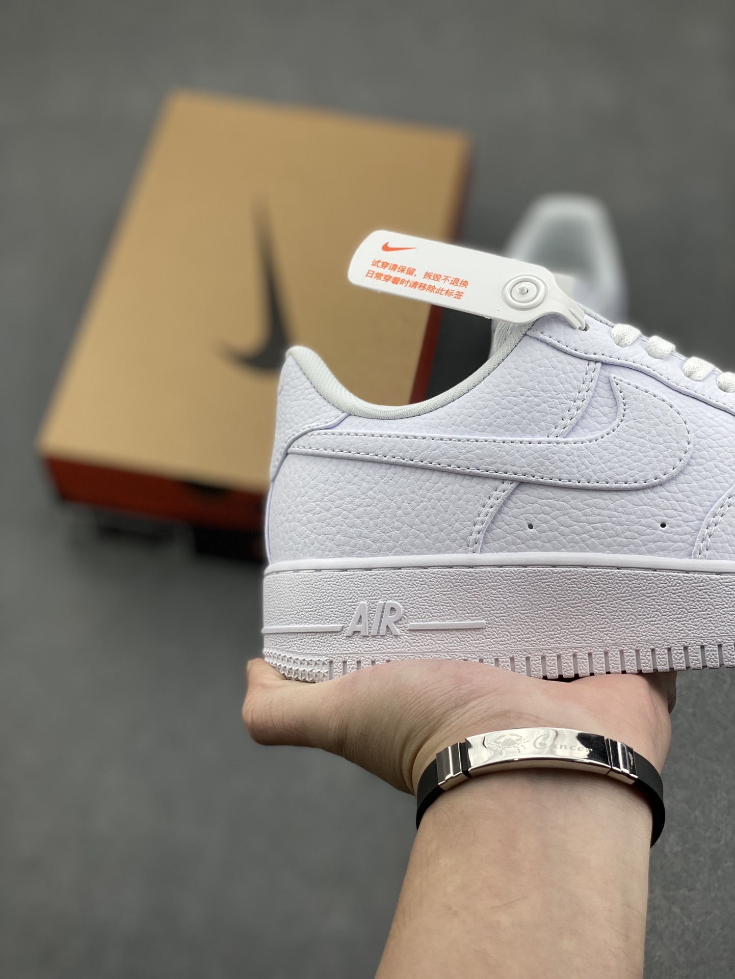 Nike Air Force 1 '07 Low White Original Edition IB4025-100 Sneakers 6 i1731774665 3047 6
