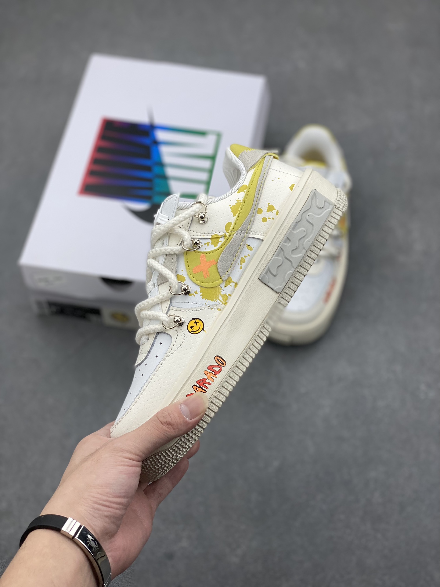 Graffiti Fontanka Air Force 1 Customs with Deconstructed Laces - Limited Edition 4 i1731774842 2646 1