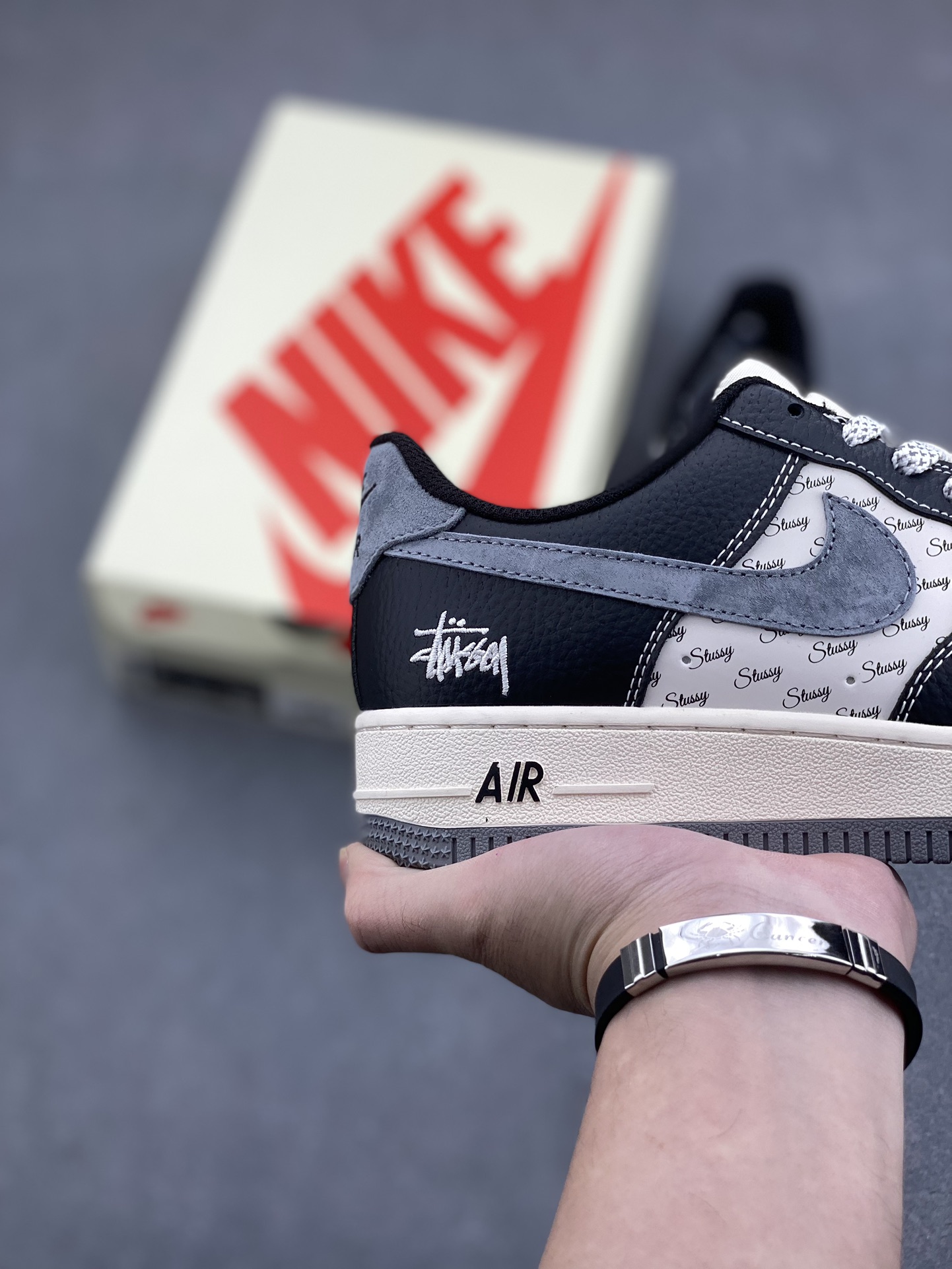 Nike Air Force 1 '07 Low Stussy Black/Grey: Limited Edition Comfort Shoes 6 i1731878316 6007 4
